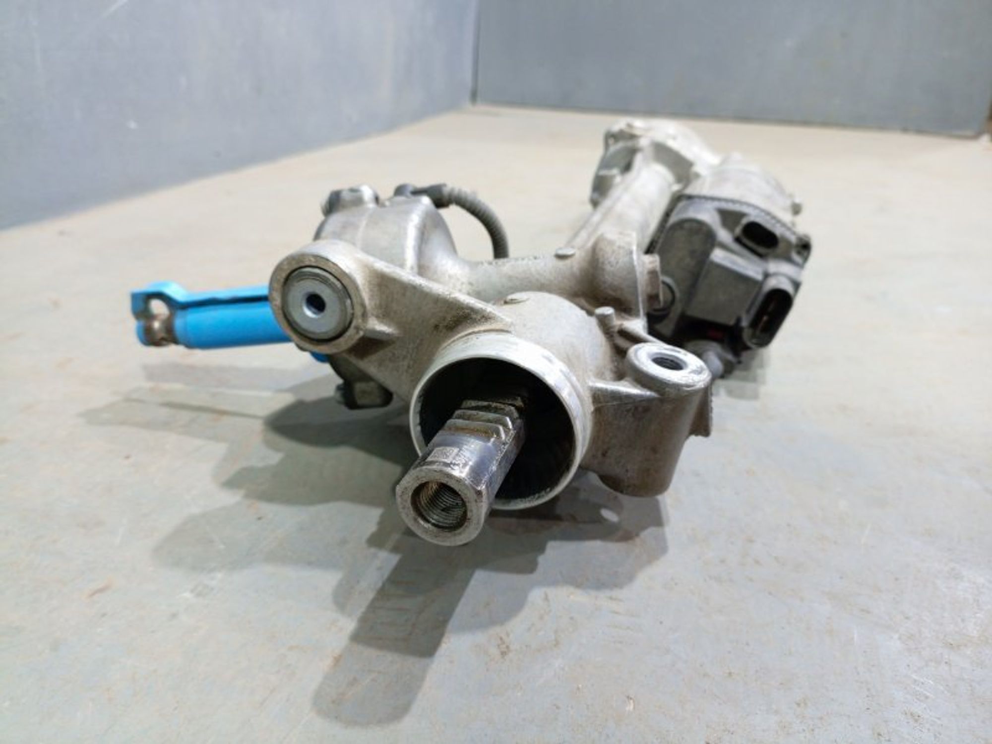 https://ycs.partsauto.market/partsauto-images/thmbs/dc0eef04b6e03176379763a38d44e994/c4783e70804dabbb1406aa11d3c04acc/70003b03c8e8b975585cd7b404b231f3.jpg