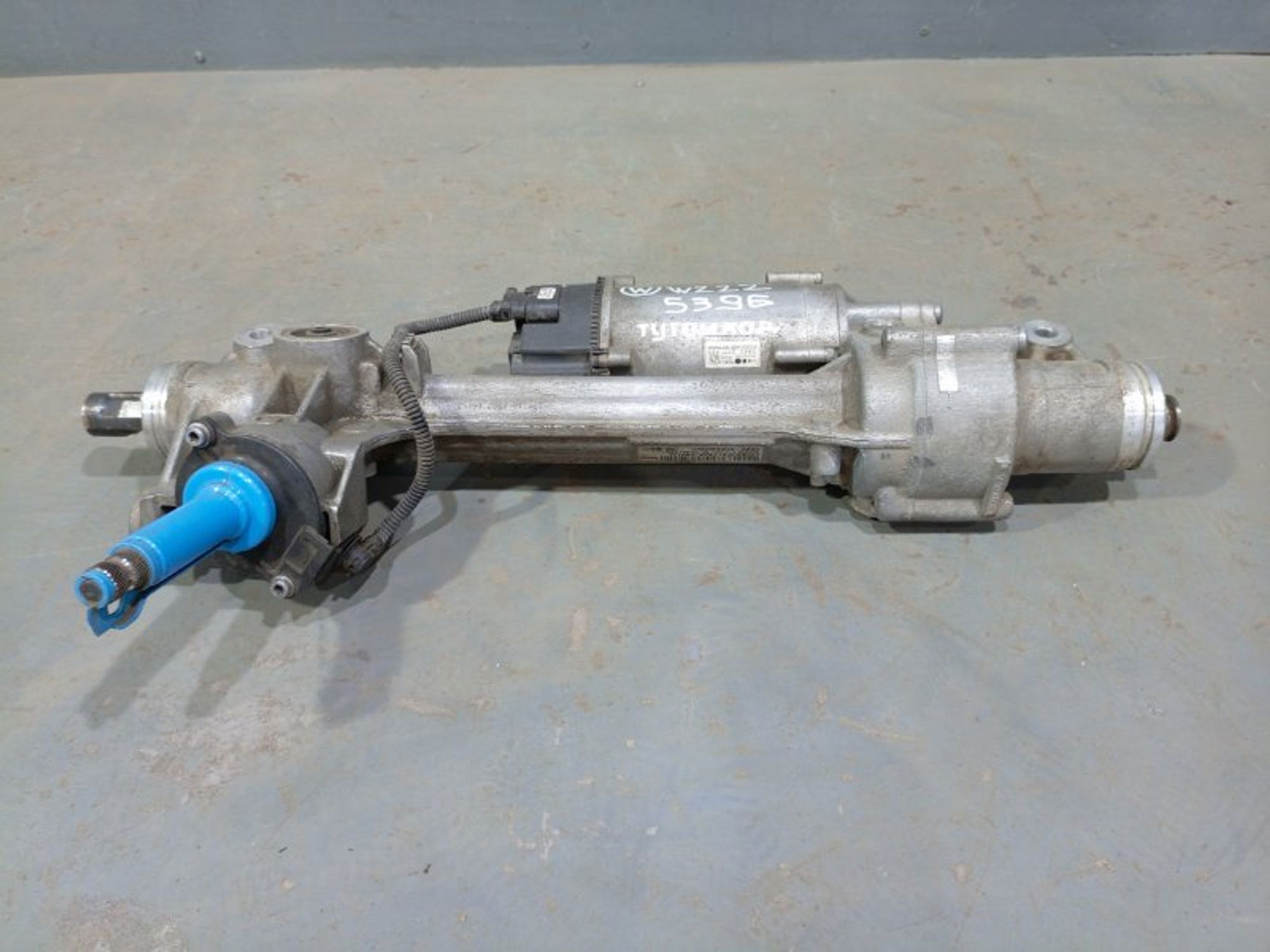 https://ycs.partsauto.market/partsauto-images/thmbs/dc0eef04b6e03176379763a38d44e994/c4783e70804dabbb1406aa11d3c04acc/f9ee69532e527b07a6c17270c2553276.jpg