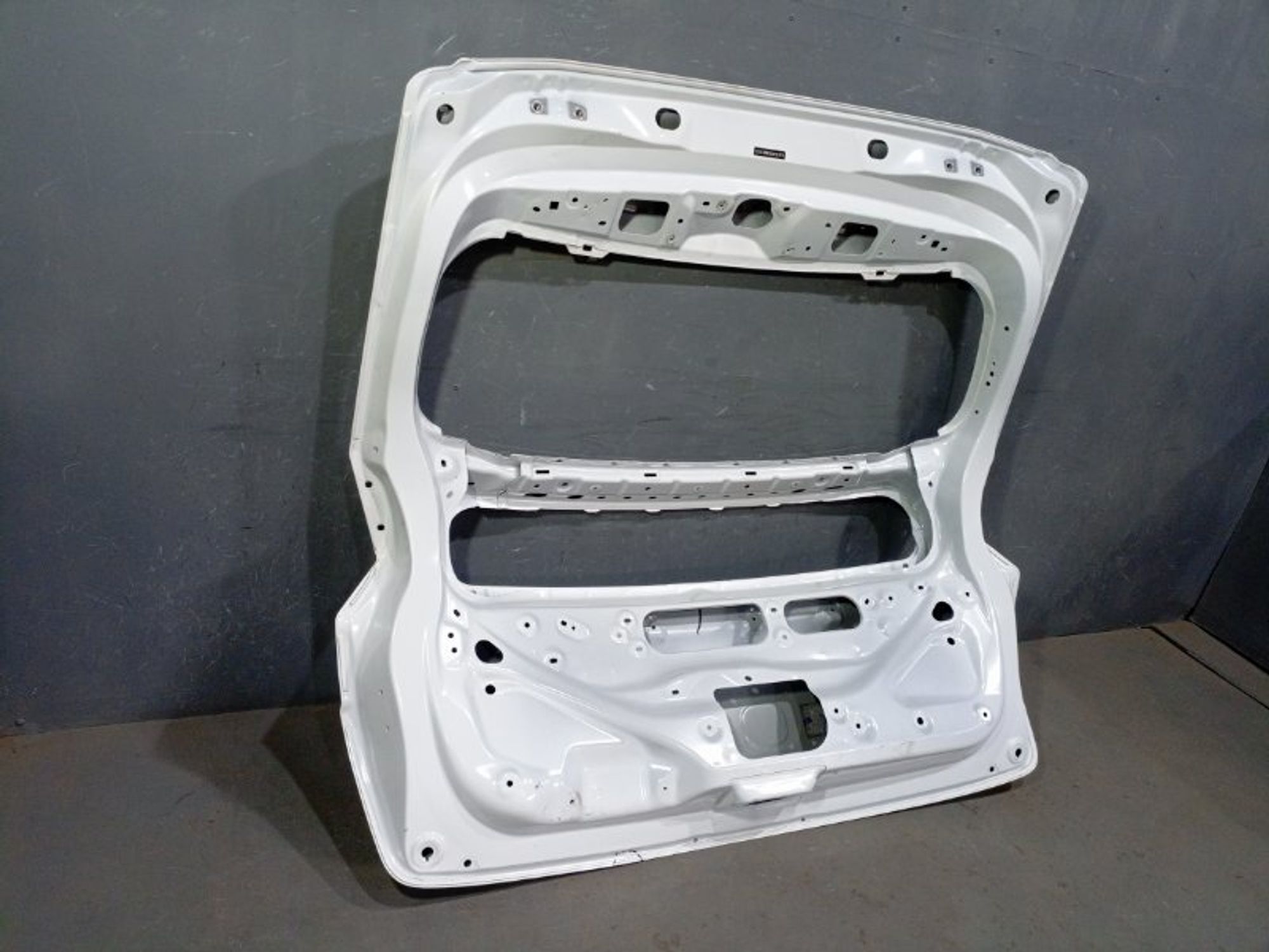 https://ycs.partsauto.market/partsauto-images/thmbs/dc0eef04b6e03176379763a38d44e994/c52599a1b1b51d814ddd4fe9a4d1c290/39b29ad6411f4360b0ca8d924375079c.jpg