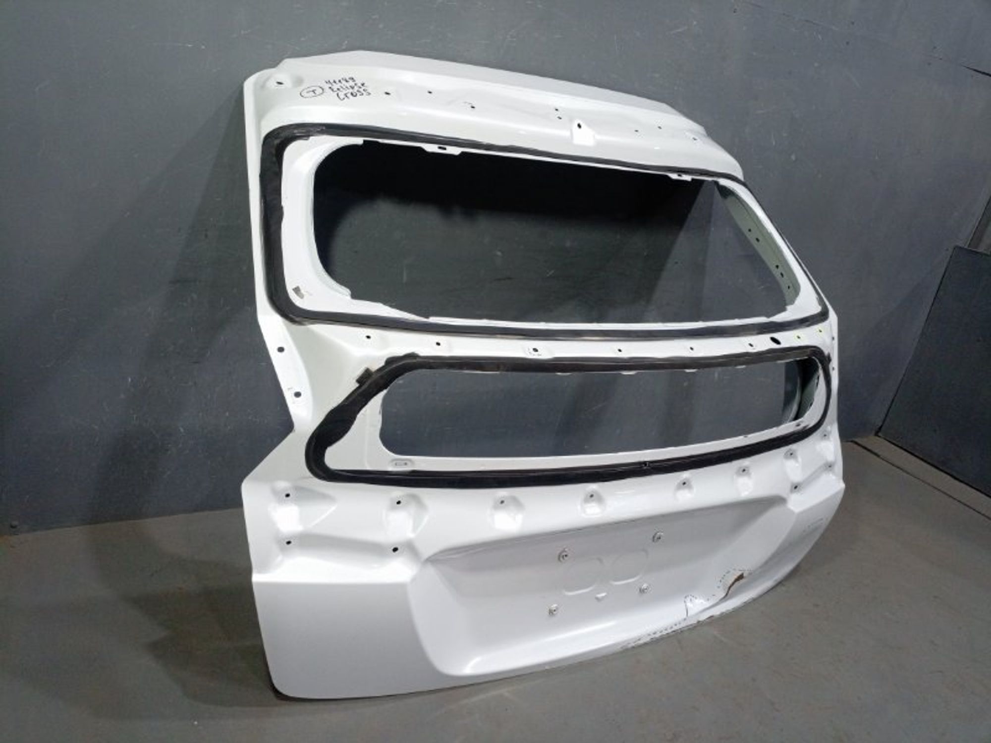 https://ycs.partsauto.market/partsauto-images/thmbs/dc0eef04b6e03176379763a38d44e994/c52599a1b1b51d814ddd4fe9a4d1c290/644add483d6b92301580ca7bdfbeca87.jpg