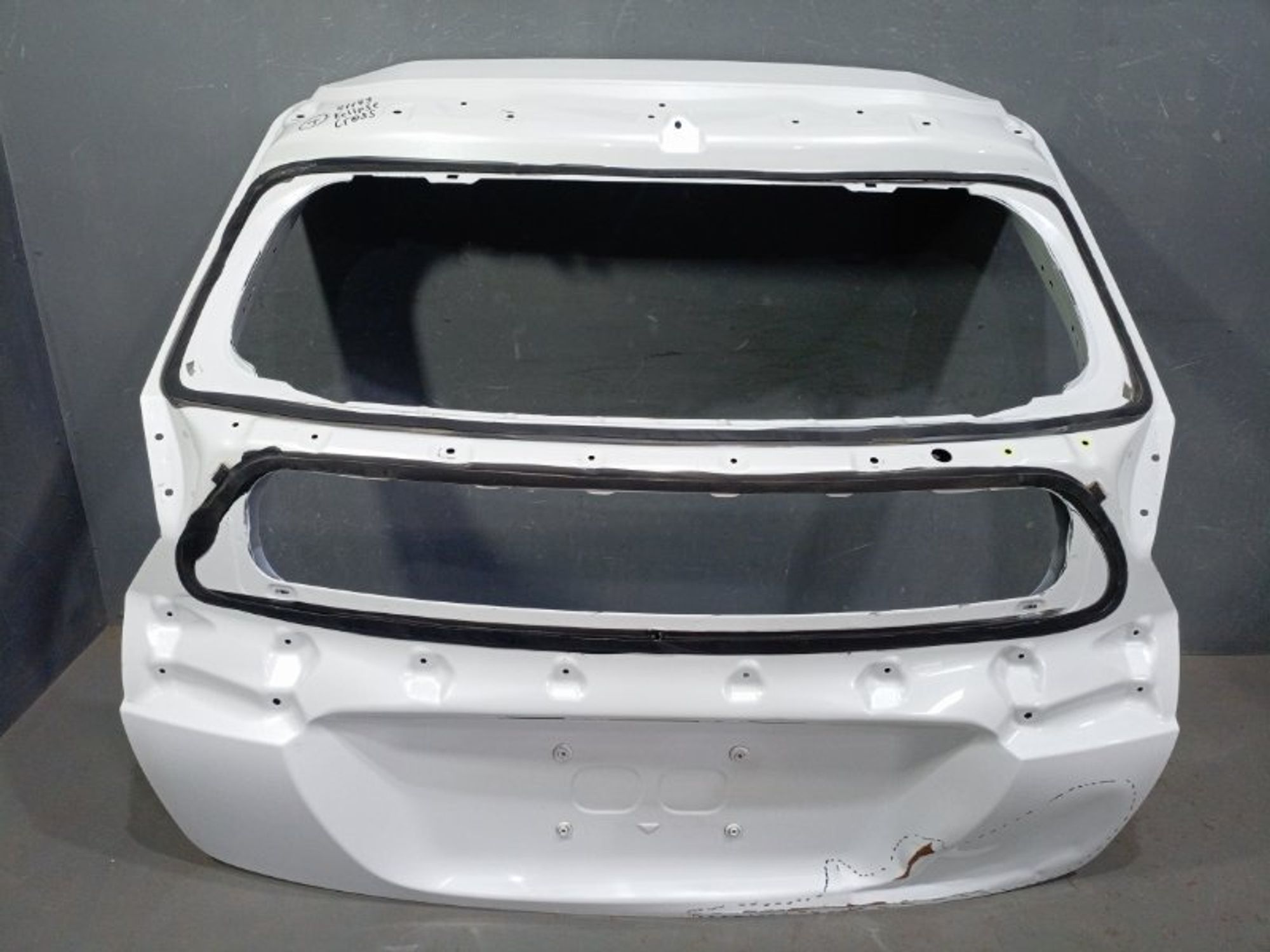 https://ycs.partsauto.market/partsauto-images/thmbs/dc0eef04b6e03176379763a38d44e994/c52599a1b1b51d814ddd4fe9a4d1c290/f83e4893838048373857d32d88987ded.jpg