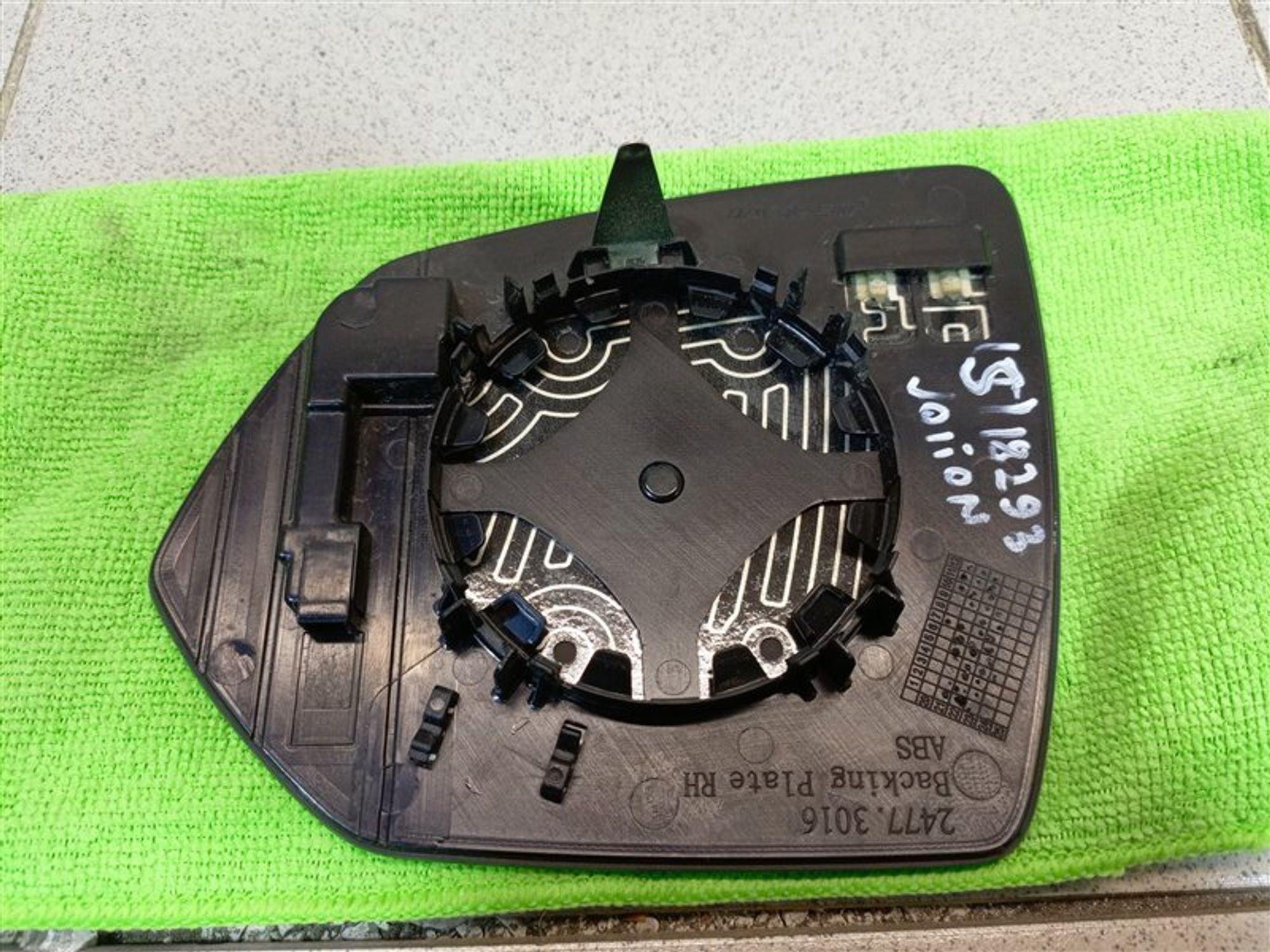 https://ycs.partsauto.market/partsauto-images/thmbs/dc0eef04b6e03176379763a38d44e994/c5864af3cf9f100f9f61d5533e2d5411/6b40e2f81749069f5ddbee16be4e27ca.jpg