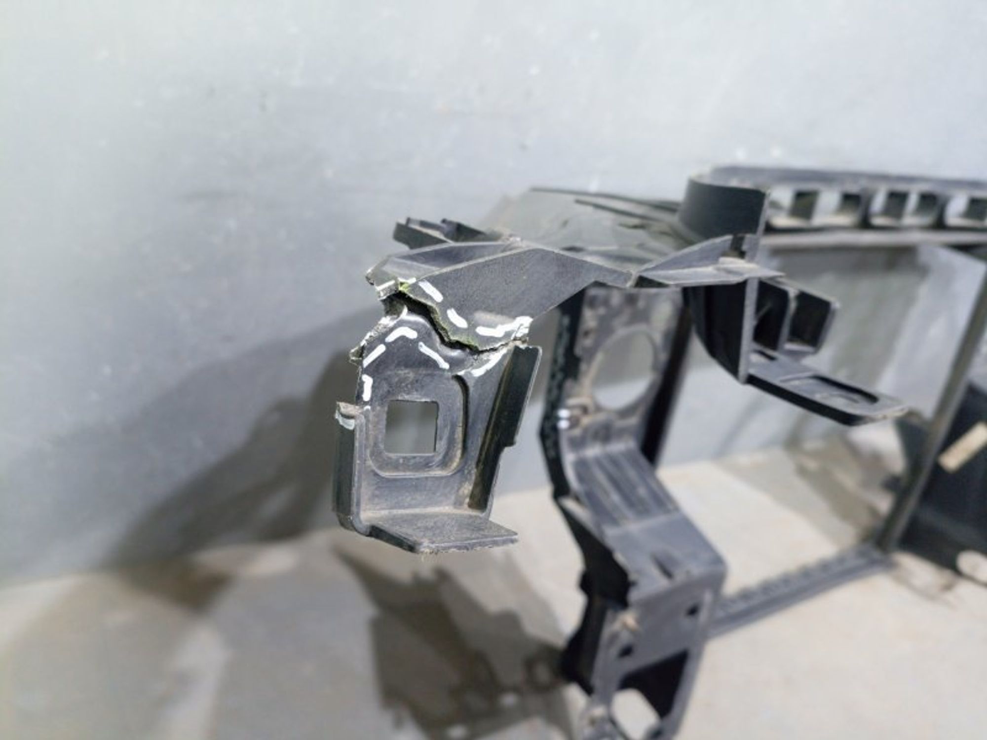 https://ycs.partsauto.market/partsauto-images/thmbs/dc0eef04b6e03176379763a38d44e994/c5a2a5937b13c7d626df9e44a745b012/5fdae6e7e69a39a3bbd838f6da581bb8.jpg