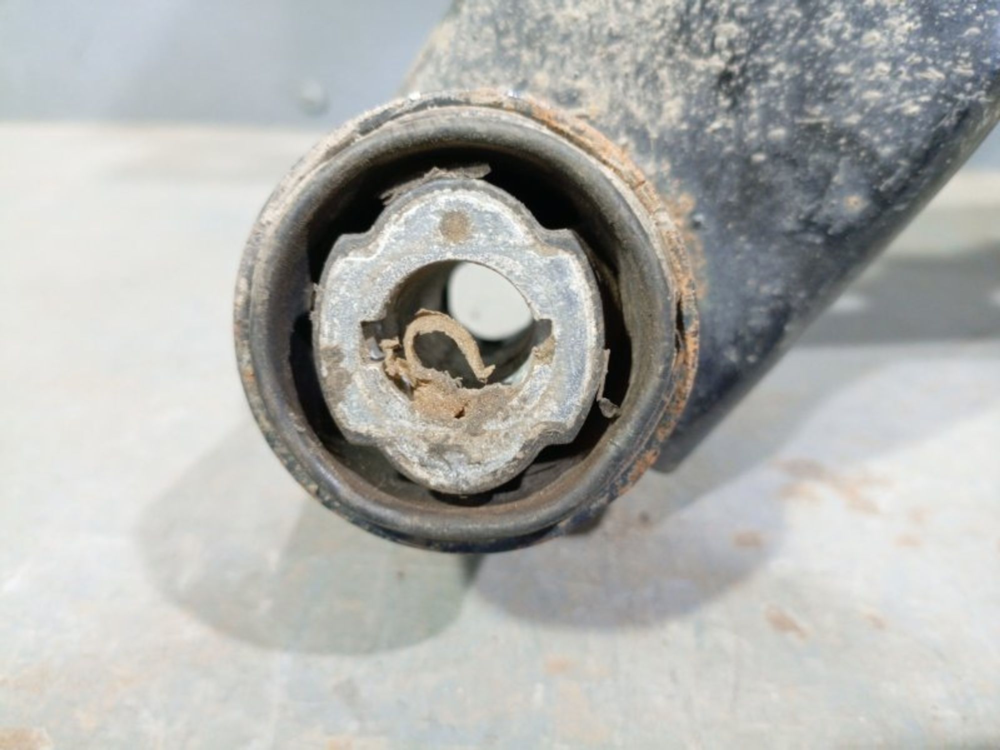 https://ycs.partsauto.market/partsauto-images/thmbs/dc0eef04b6e03176379763a38d44e994/c7709a8b29363a510ea4ae36f2adfbdc/a477fe298ec62c634b08814595b5731f.jpg
