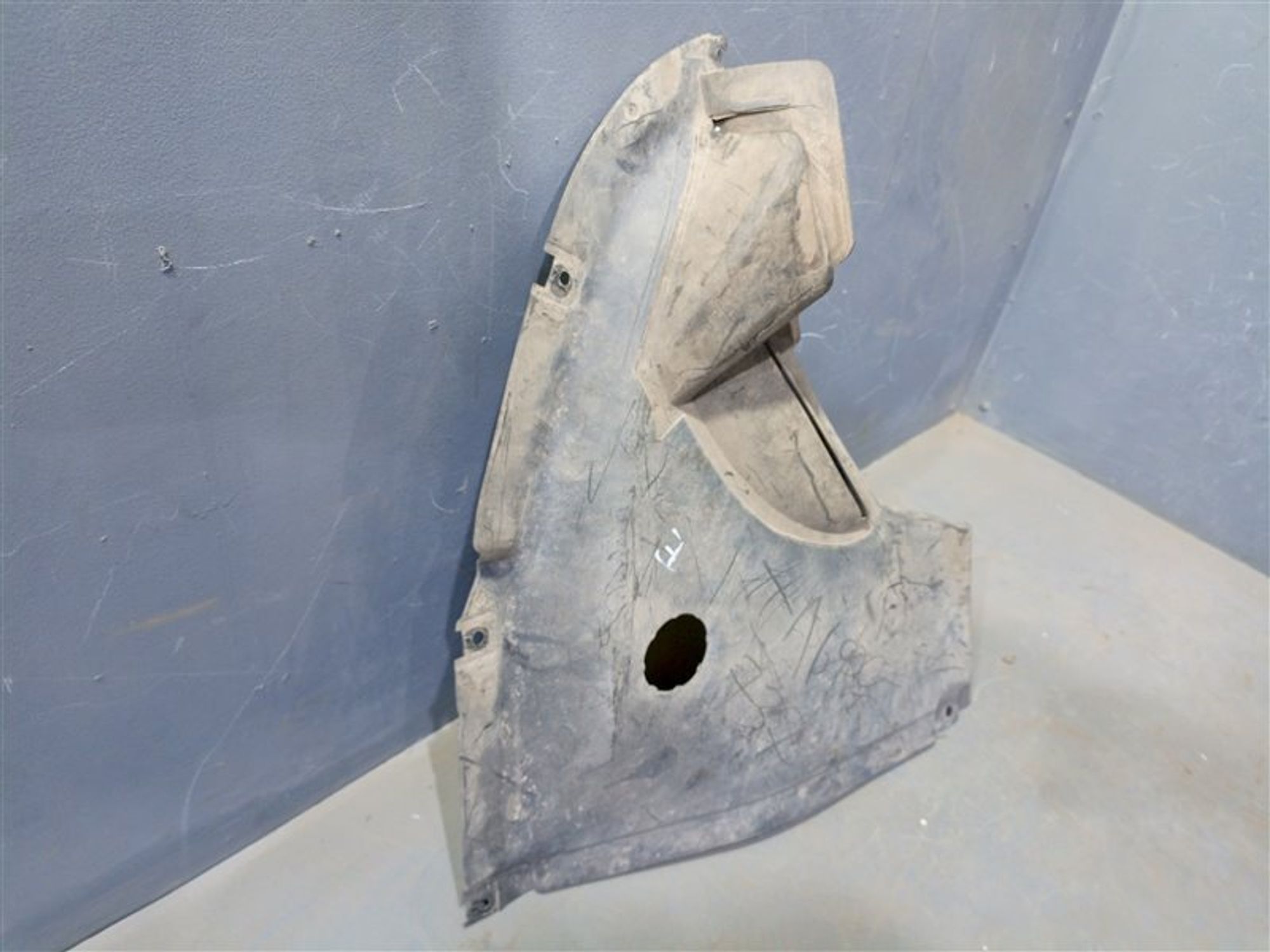 https://ycs.partsauto.market/partsauto-images/thmbs/dc0eef04b6e03176379763a38d44e994/d2f73c107a21d025e6c4660e276e737c/9d184ef998374b12cc6452701b772974.jpg