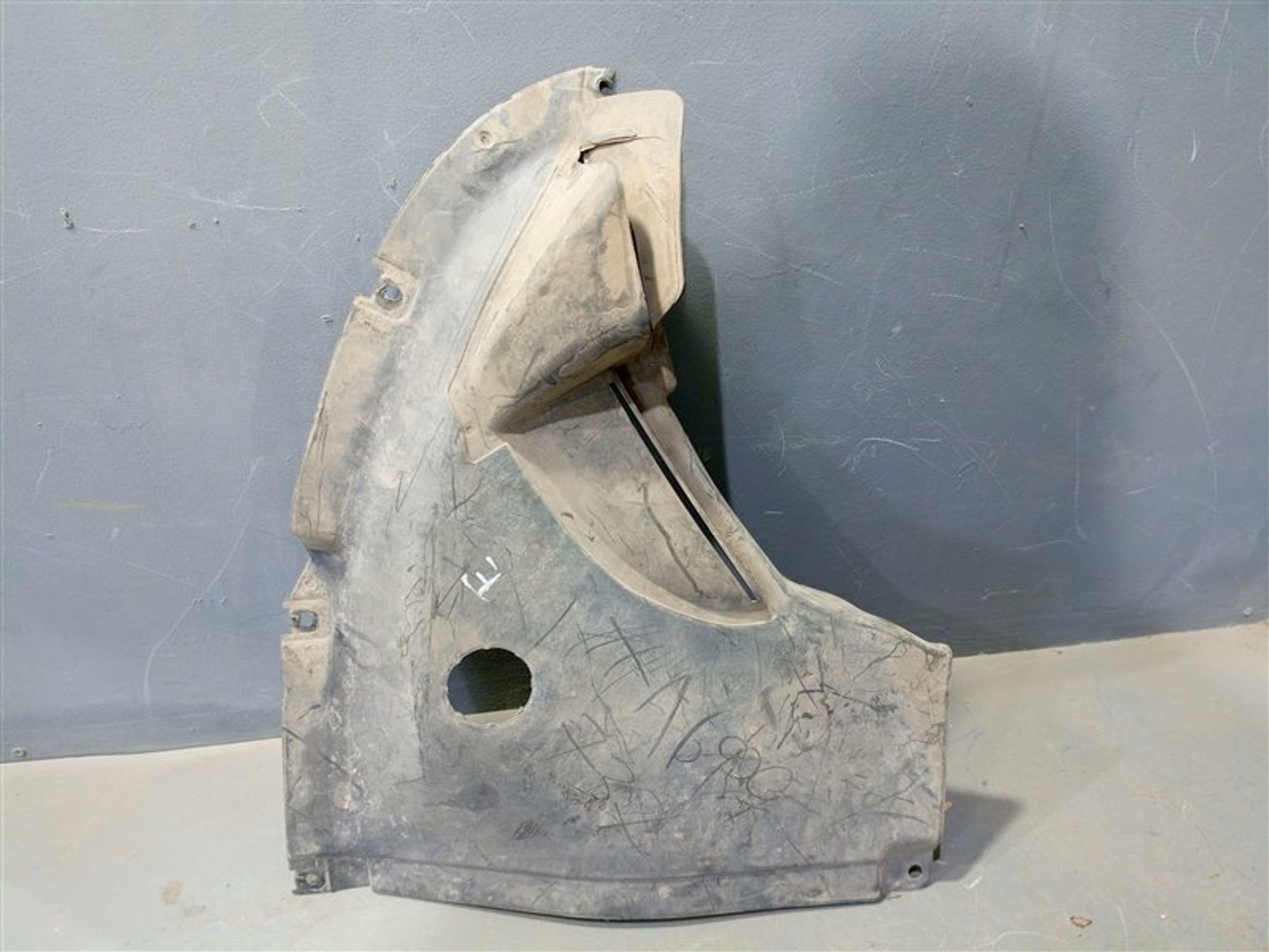 https://ycs.partsauto.market/partsauto-images/thmbs/dc0eef04b6e03176379763a38d44e994/d2f73c107a21d025e6c4660e276e737c/fd57a8fafa4cd515f0f78d1fb7368058.jpg