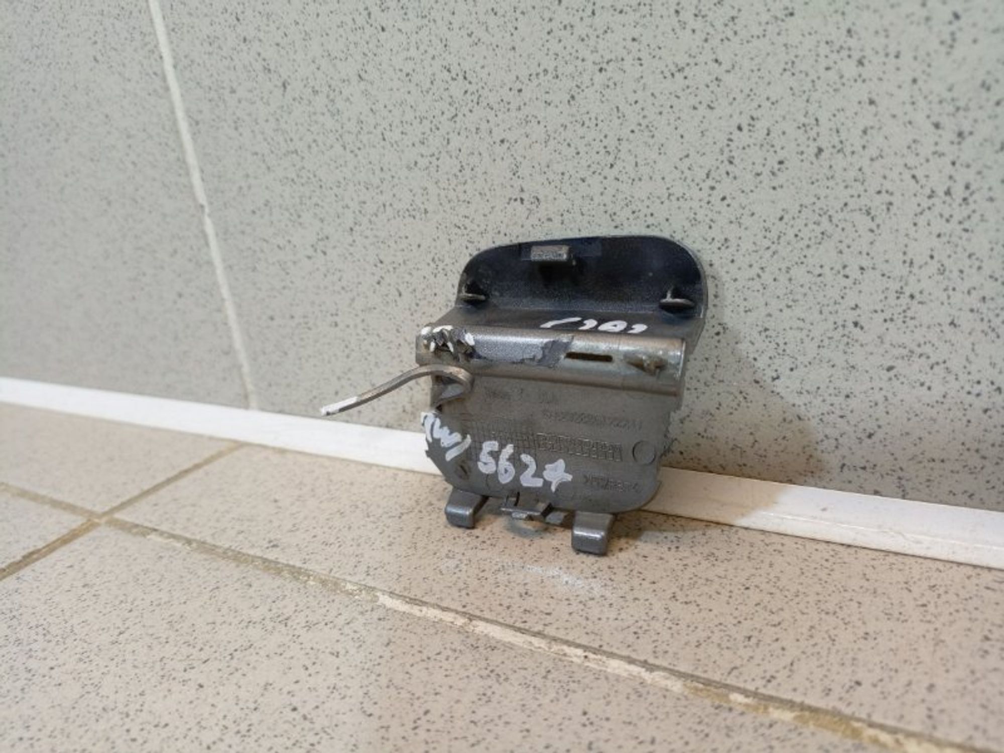 https://ycs.partsauto.market/partsauto-images/thmbs/dc0eef04b6e03176379763a38d44e994/d4c8febea8d67323387ef8e60abe9089/74d51c013876f00f2c4780283411e2f7.jpg