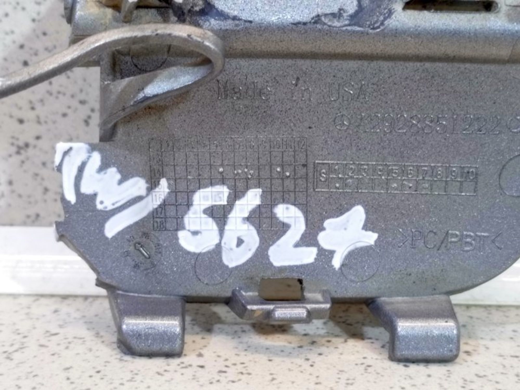 https://ycs.partsauto.market/partsauto-images/thmbs/dc0eef04b6e03176379763a38d44e994/d4c8febea8d67323387ef8e60abe9089/baefb4473f280e405b5da488b8027b3c.jpg