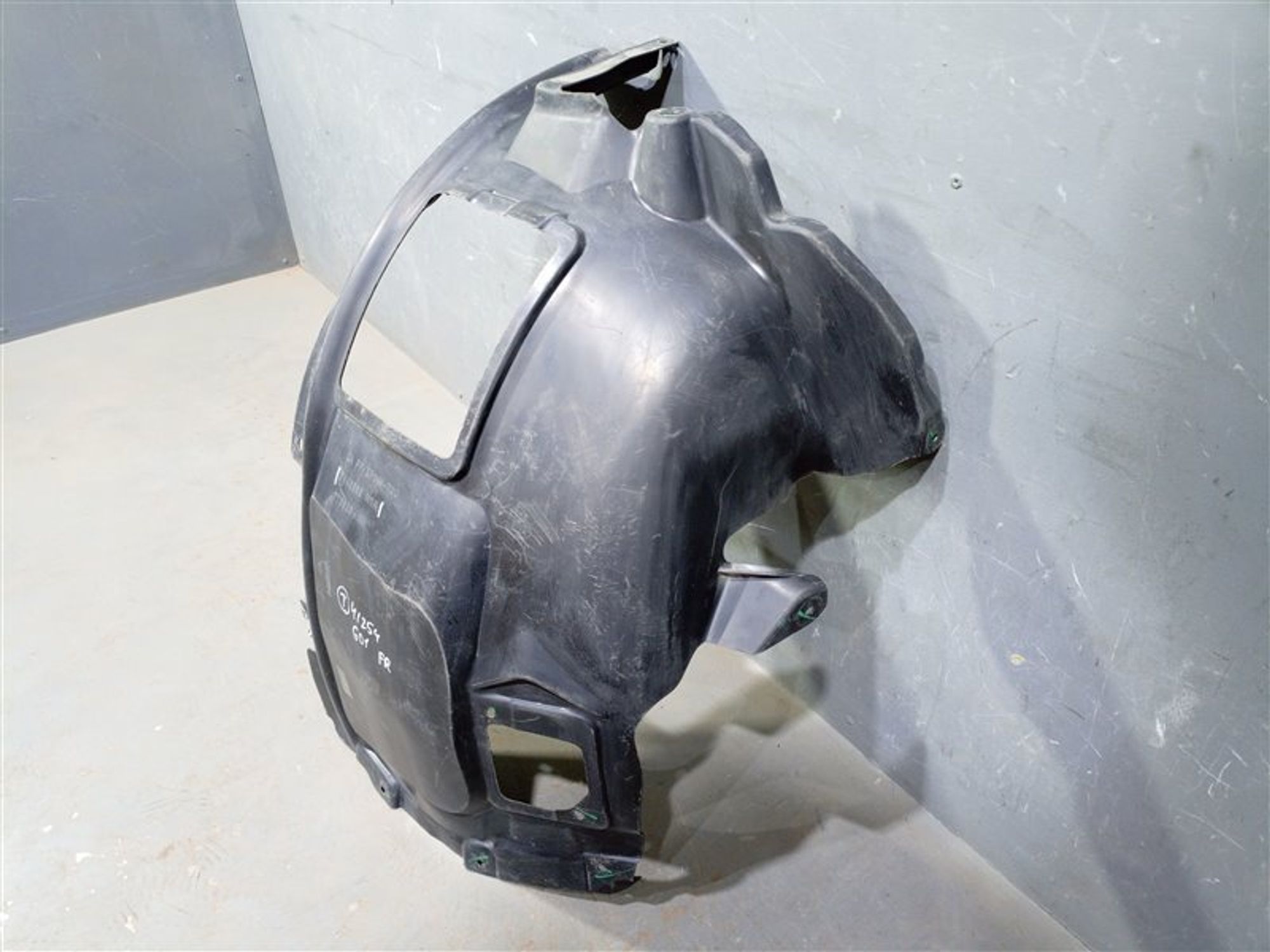 https://ycs.partsauto.market/partsauto-images/thmbs/dc0eef04b6e03176379763a38d44e994/d8cf5ae678a571e9b02e1d9fc11237f2/6ca5613a57360dc818a9e3d9ddfe8ed6.jpg