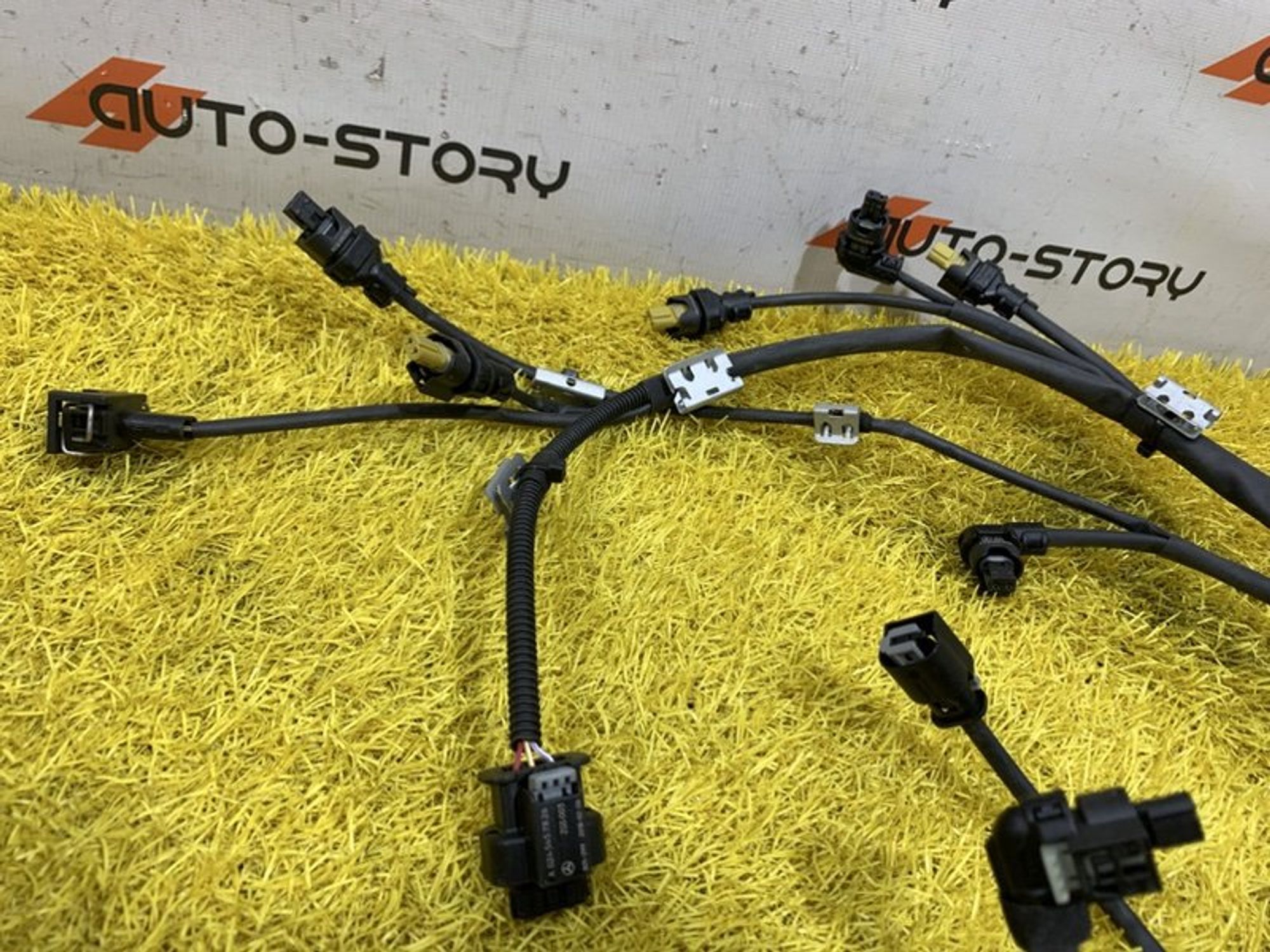 https://ycs.partsauto.market/partsauto-images/thmbs/dc0eef04b6e03176379763a38d44e994/da6df6a1887036085aba3cba303b859d/e0d016d01f3c58169405da43fc4112dc.jpg