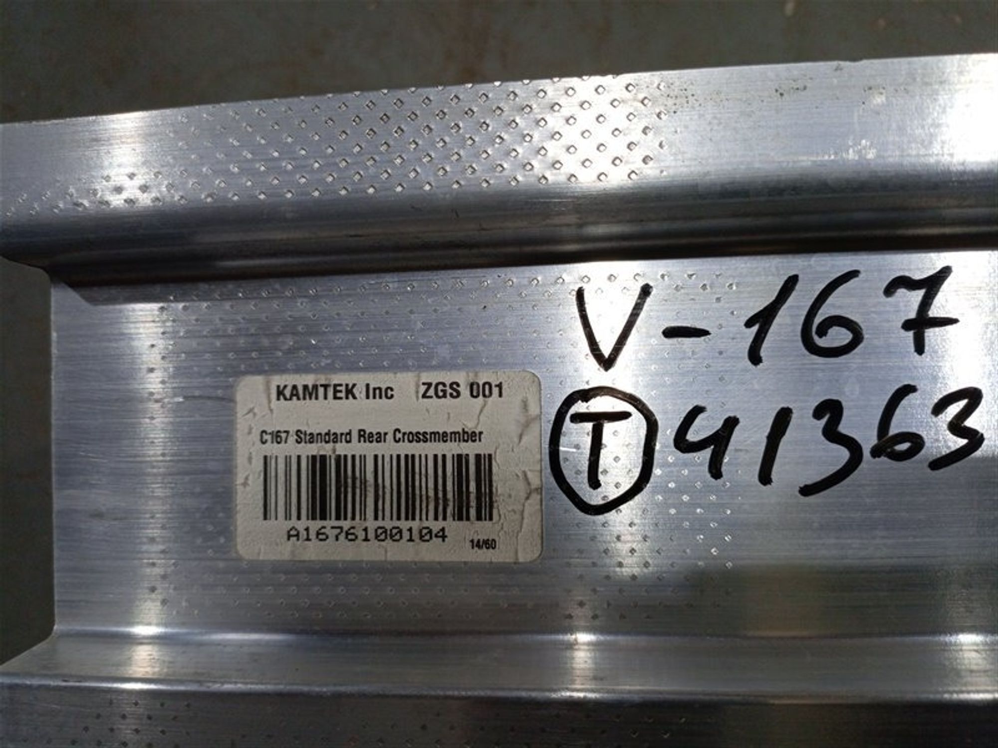 https://ycs.partsauto.market/partsauto-images/thmbs/dc0eef04b6e03176379763a38d44e994/dcd42ba8a2f3145fc1568370bc798ea0/640db82a9137a4331e56a665d0b5aaae.jpg