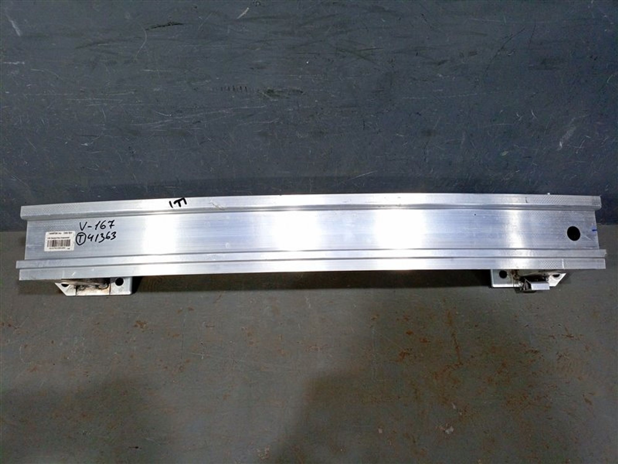 https://ycs.partsauto.market/partsauto-images/thmbs/dc0eef04b6e03176379763a38d44e994/dcd42ba8a2f3145fc1568370bc798ea0/9a6895ad4f13c6c92b74d1b15e725e4e.jpg