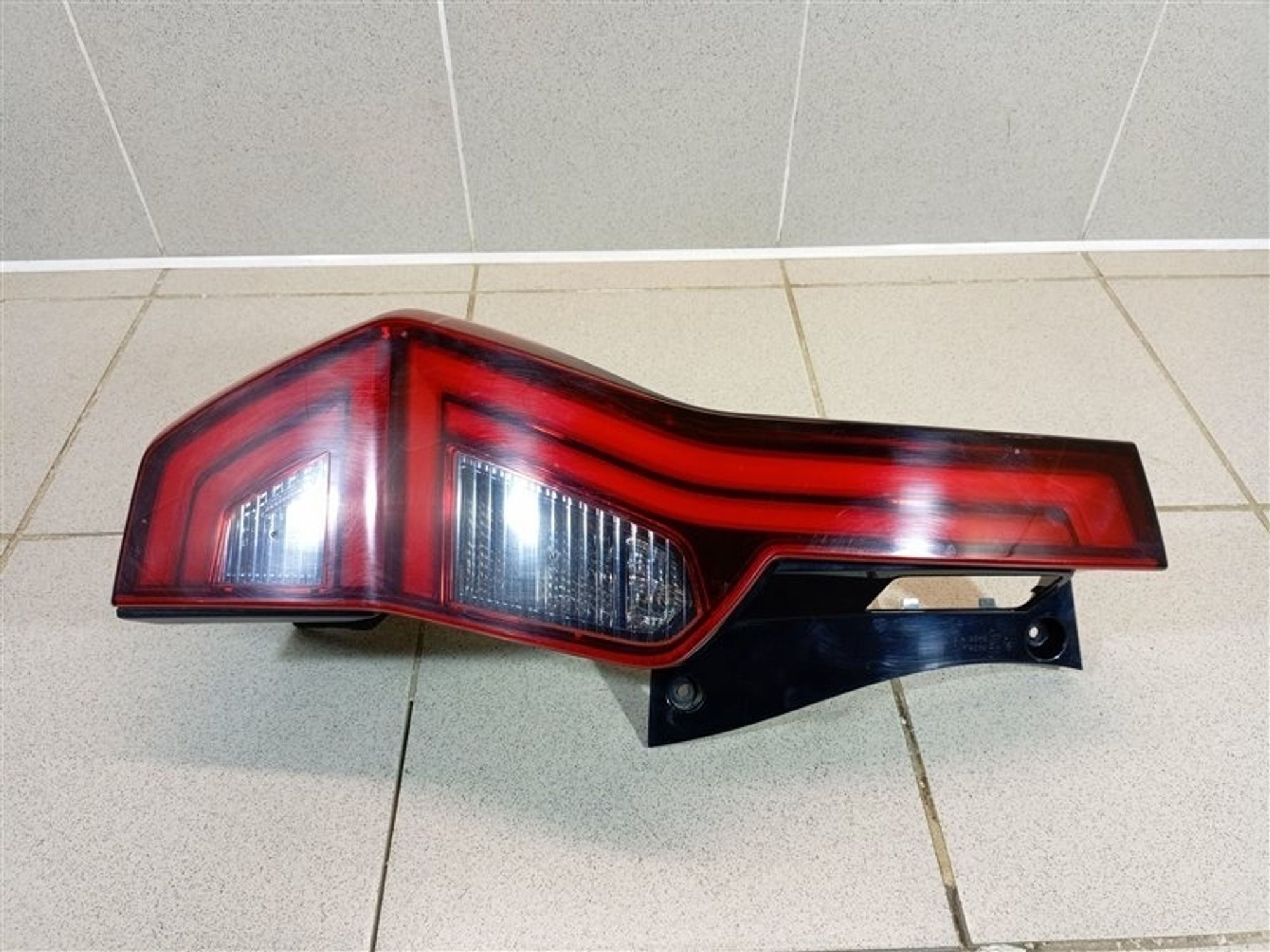 https://ycs.partsauto.market/partsauto-images/thmbs/dc0eef04b6e03176379763a38d44e994/dd6b5549bc7439c01db5e7c3a2018e31/6dad323a7484053acc580cdba63d7a8c.jpg