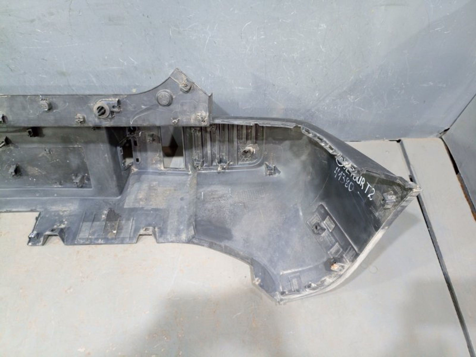 https://ycs.partsauto.market/partsauto-images/thmbs/dc0eef04b6e03176379763a38d44e994/e2a8fe517031ff8c83bd99983fa2c787/f2aaa9991faa7dc939ec883ffecd50ff.jpg