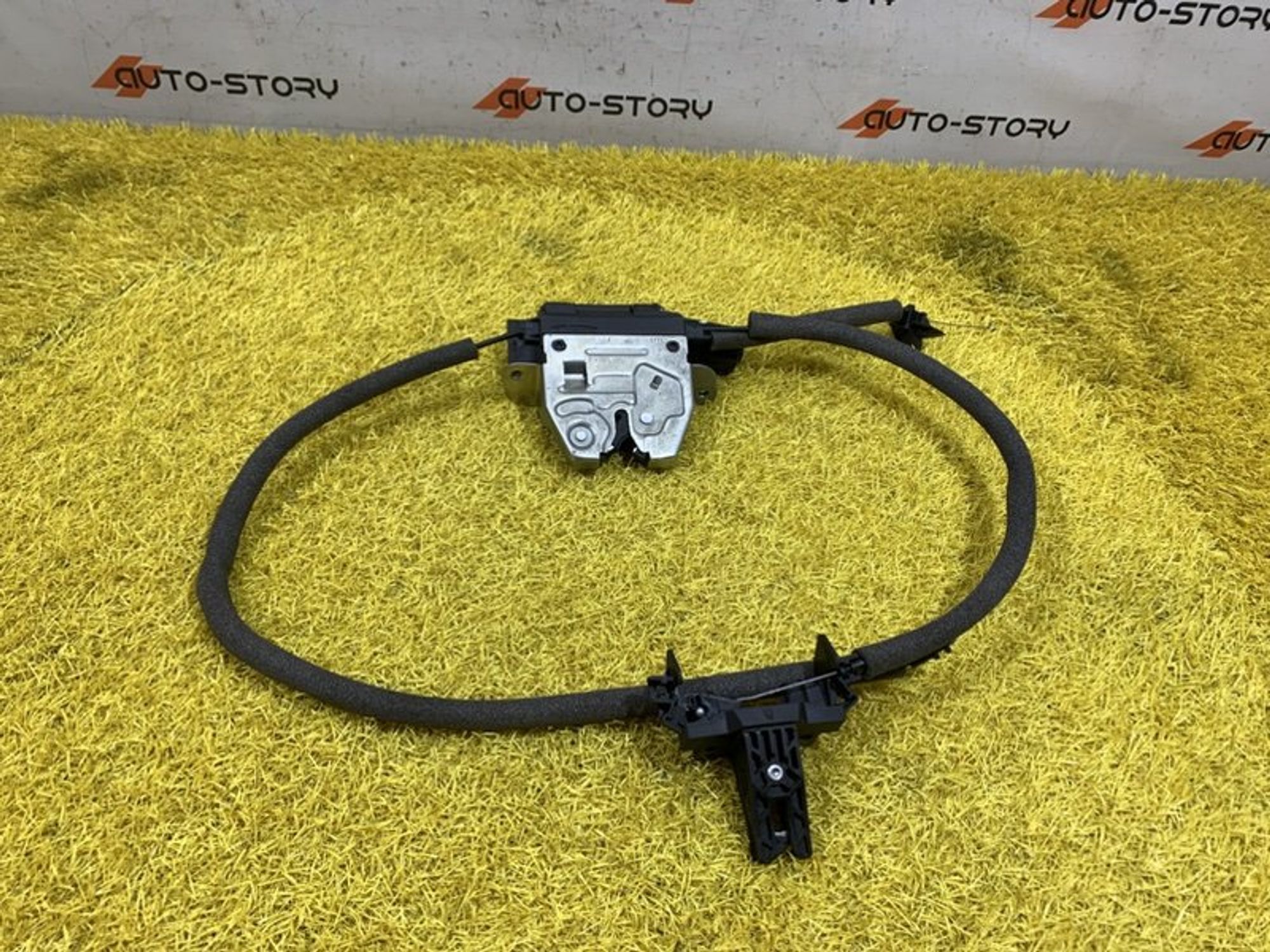 https://ycs.partsauto.market/partsauto-images/thmbs/dc0eef04b6e03176379763a38d44e994/e3e00de66f0ed182f5d143abb5f0ce23/1db66f9b767c3585fc06f72a49046b0f.jpg