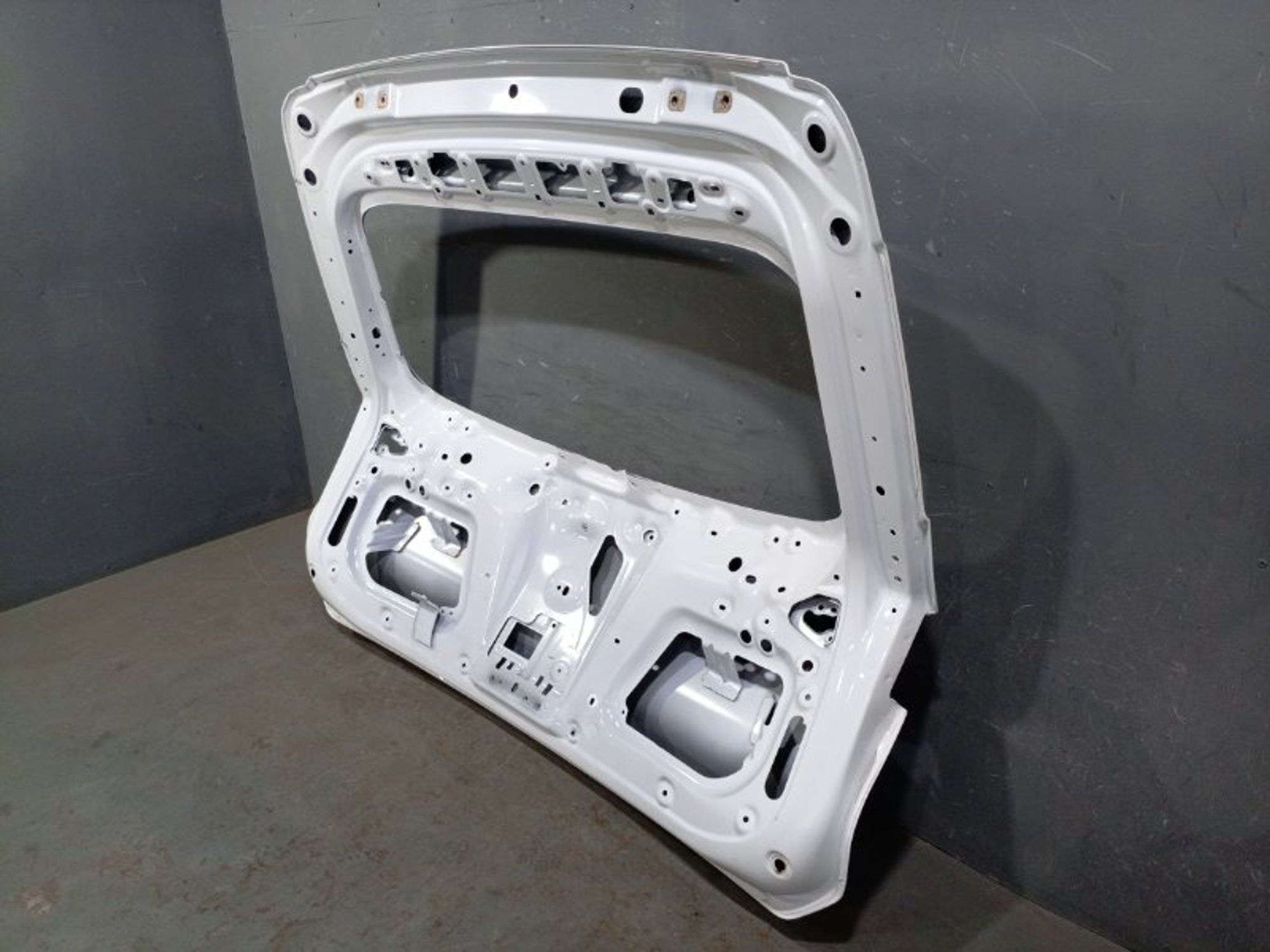 https://ycs.partsauto.market/partsauto-images/thmbs/dc0eef04b6e03176379763a38d44e994/e6f5f5f52270fa1355af11bcf5696332/694473b4241d310cc4ce8e1af9c0b4a6.jpg