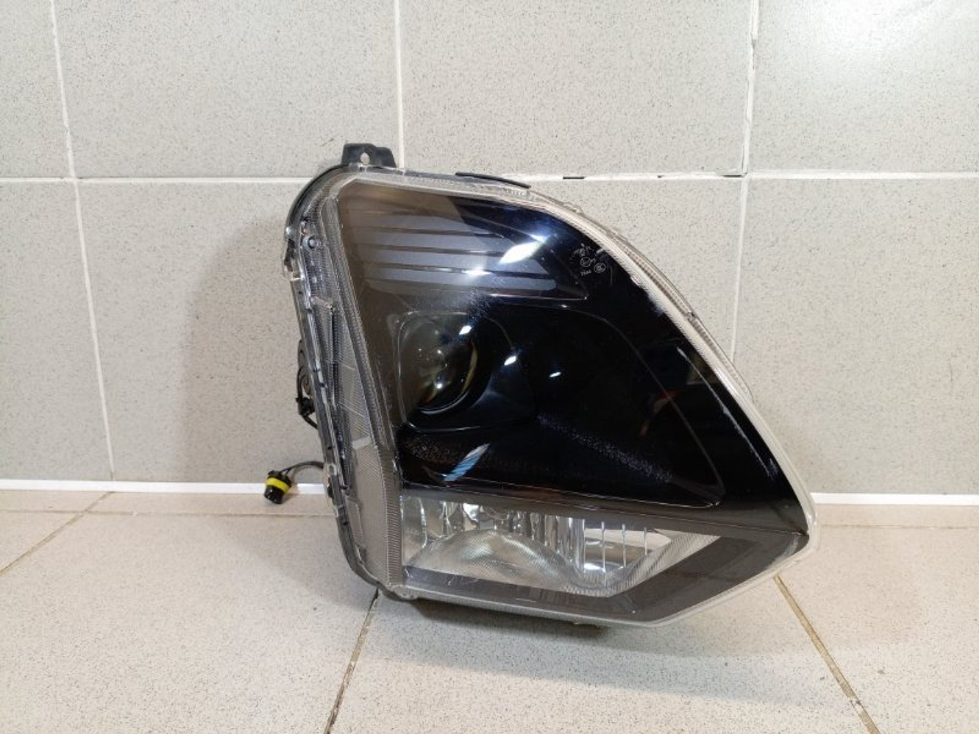 https://ycs.partsauto.market/partsauto-images/thmbs/dc0eef04b6e03176379763a38d44e994/ea5218770994a25190417f631468b7ea/b863469528af62a57a78b40fc6749b9c.jpg