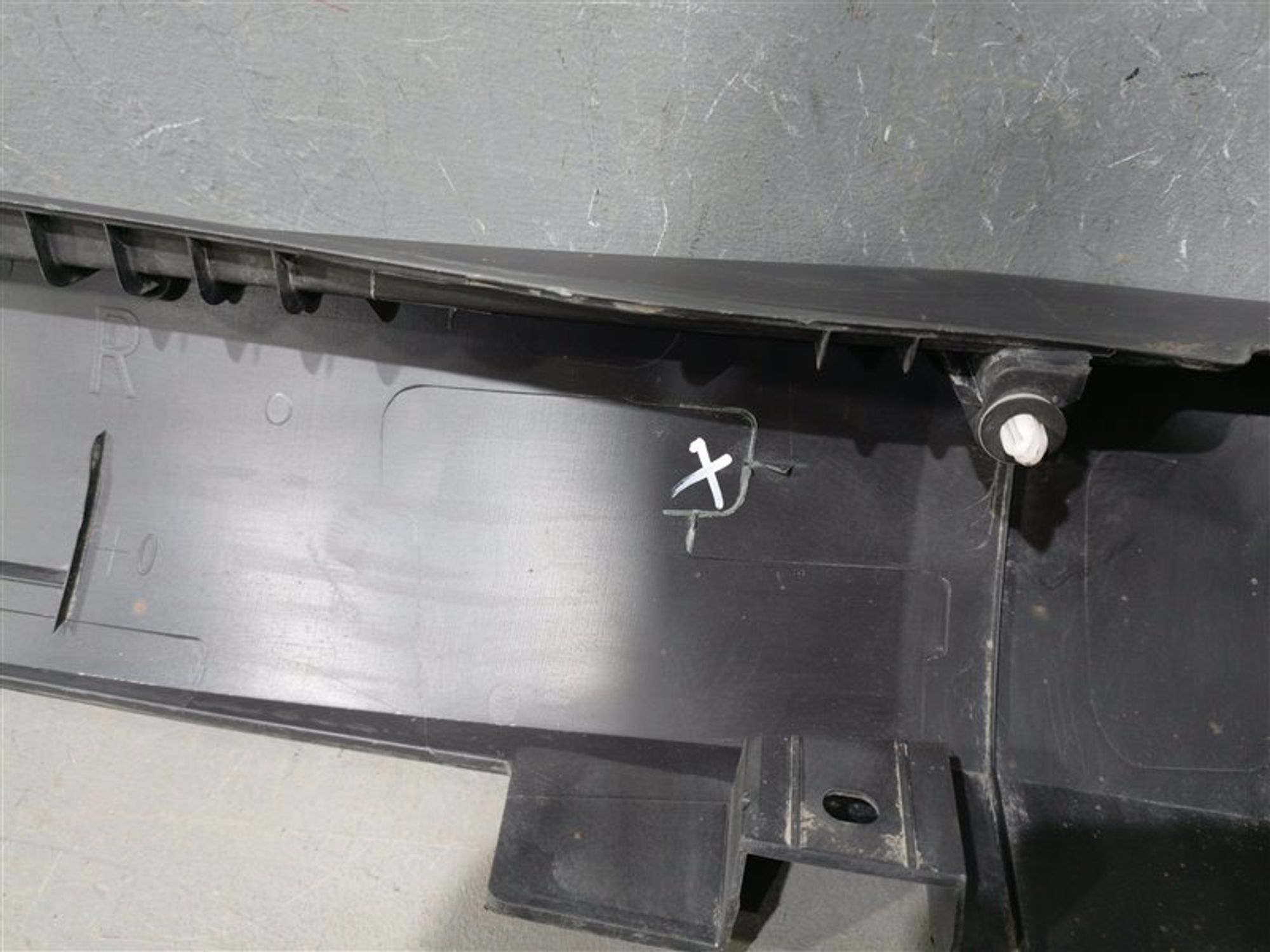 https://ycs.partsauto.market/partsauto-images/thmbs/dc0eef04b6e03176379763a38d44e994/eb41ef58dabc42e2e69e5fe83080f7f3/88d1826a27ca276c17bbdce19219c1f0.jpg