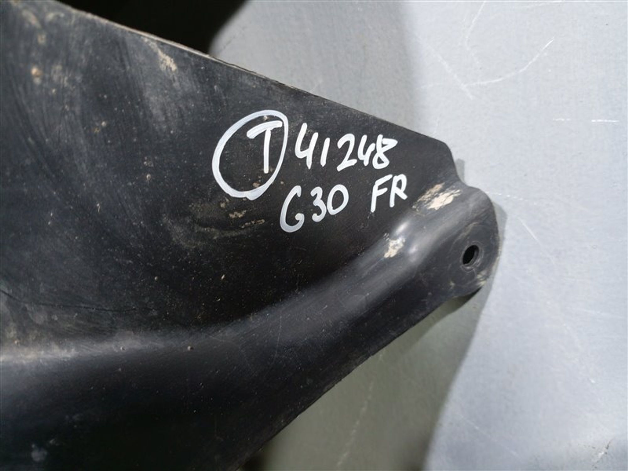 https://ycs.partsauto.market/partsauto-images/thmbs/dc0eef04b6e03176379763a38d44e994/ec6930cf06cd512d4eae6e08b94b500a/585a6b25fa134219f6c16f3c43d72d02.jpg