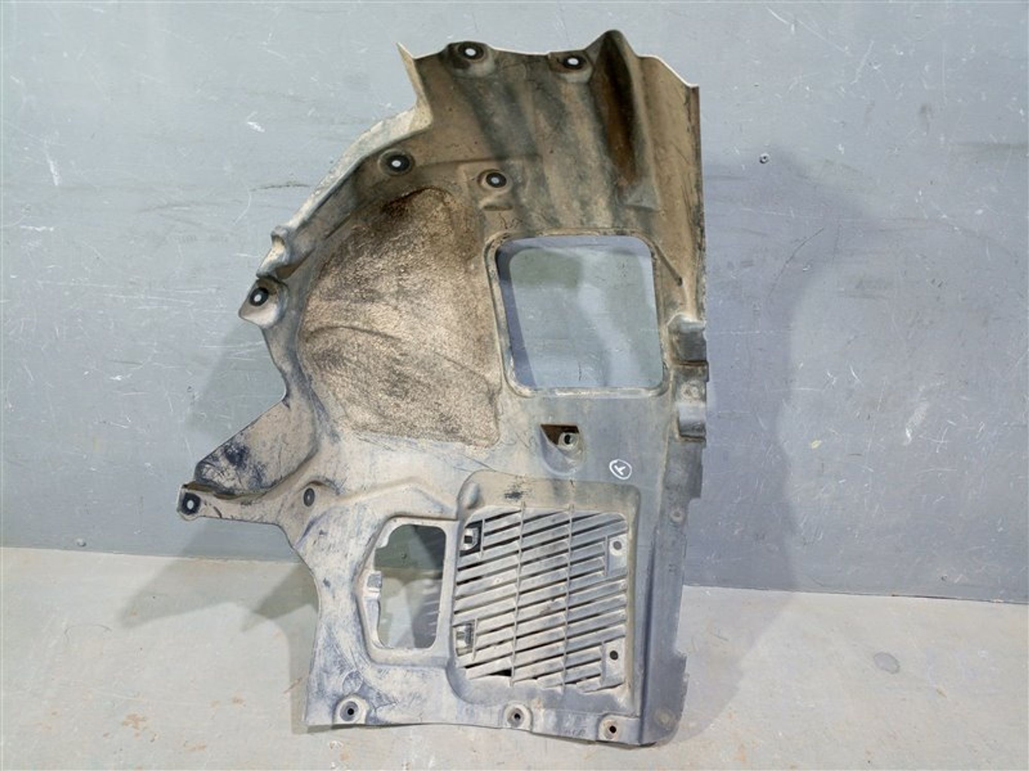 https://ycs.partsauto.market/partsauto-images/thmbs/dc0eef04b6e03176379763a38d44e994/ec6930cf06cd512d4eae6e08b94b500a/caaabb90825b7dda8ce6ae58fd01204e.jpg