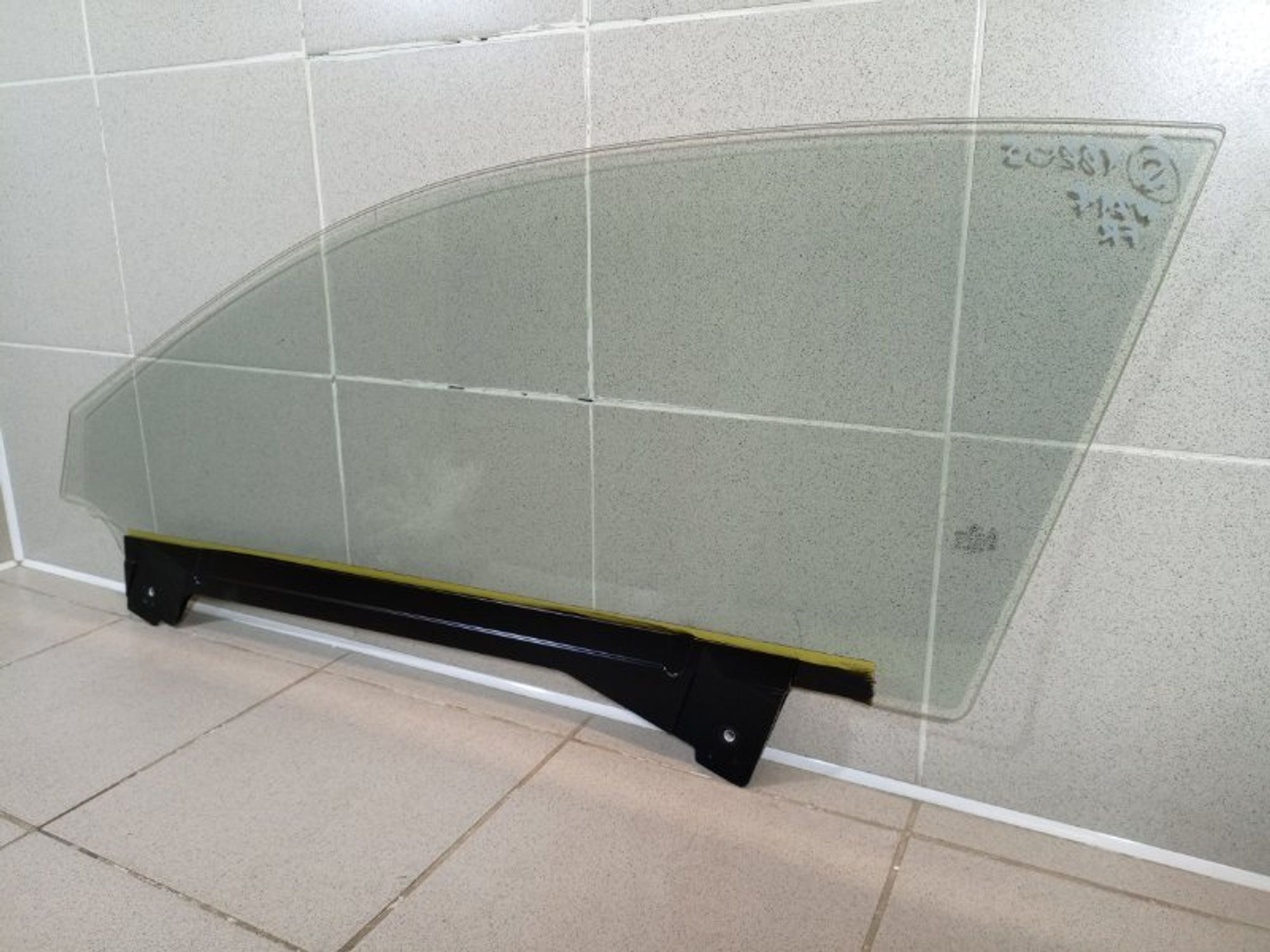 https://ycs.partsauto.market/partsauto-images/thmbs/dc0eef04b6e03176379763a38d44e994/ed386a08ddc07aee13da234db2743acd/3cb0a7720db3970b14bfffe98bab1b3f.jpg