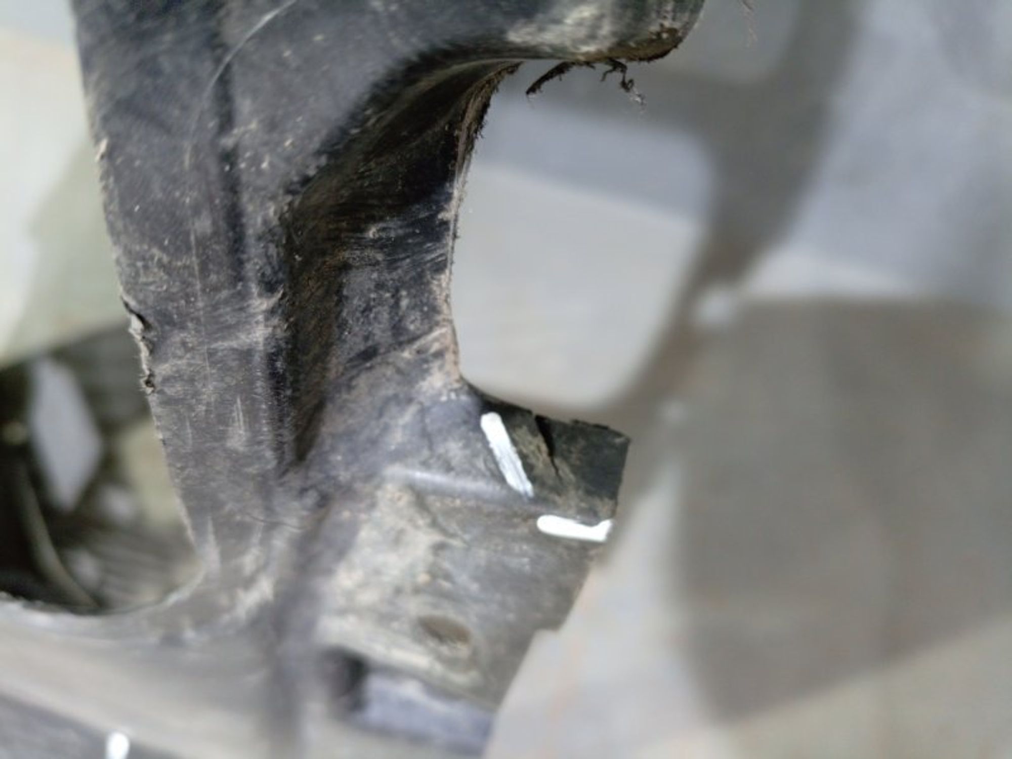 https://ycs.partsauto.market/partsauto-images/thmbs/dc0eef04b6e03176379763a38d44e994/ed47fa77cf8ee29e6834b999cee7d38a/5fe2b93840ae59b7d6e31c22bda65624.jpg