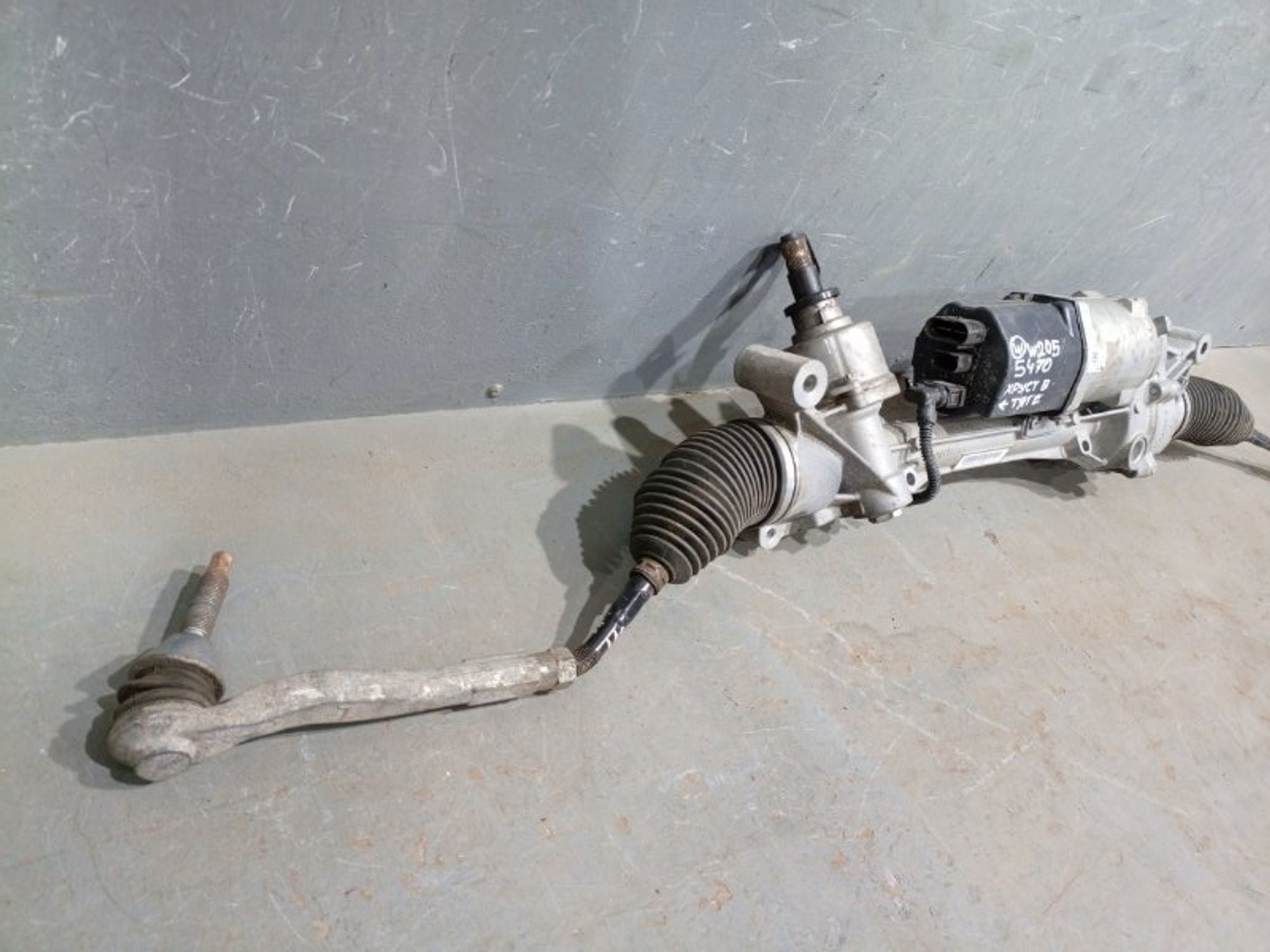 https://ycs.partsauto.market/partsauto-images/thmbs/dc0eef04b6e03176379763a38d44e994/ee9fb7c1fdb2f18d1a93f334b7dc6e50/2549e0bd3a6e3255154e5e52bb5a3aa5.jpg