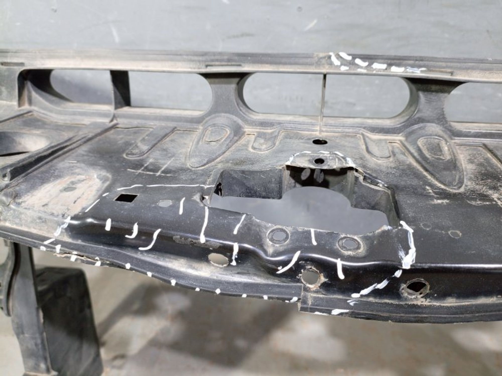 https://ycs.partsauto.market/partsauto-images/thmbs/dc0eef04b6e03176379763a38d44e994/eee2b011ce0c3533a1d962e5ed5c5cf9/7fa435315b7e54b5bd68549a28034ece.jpg