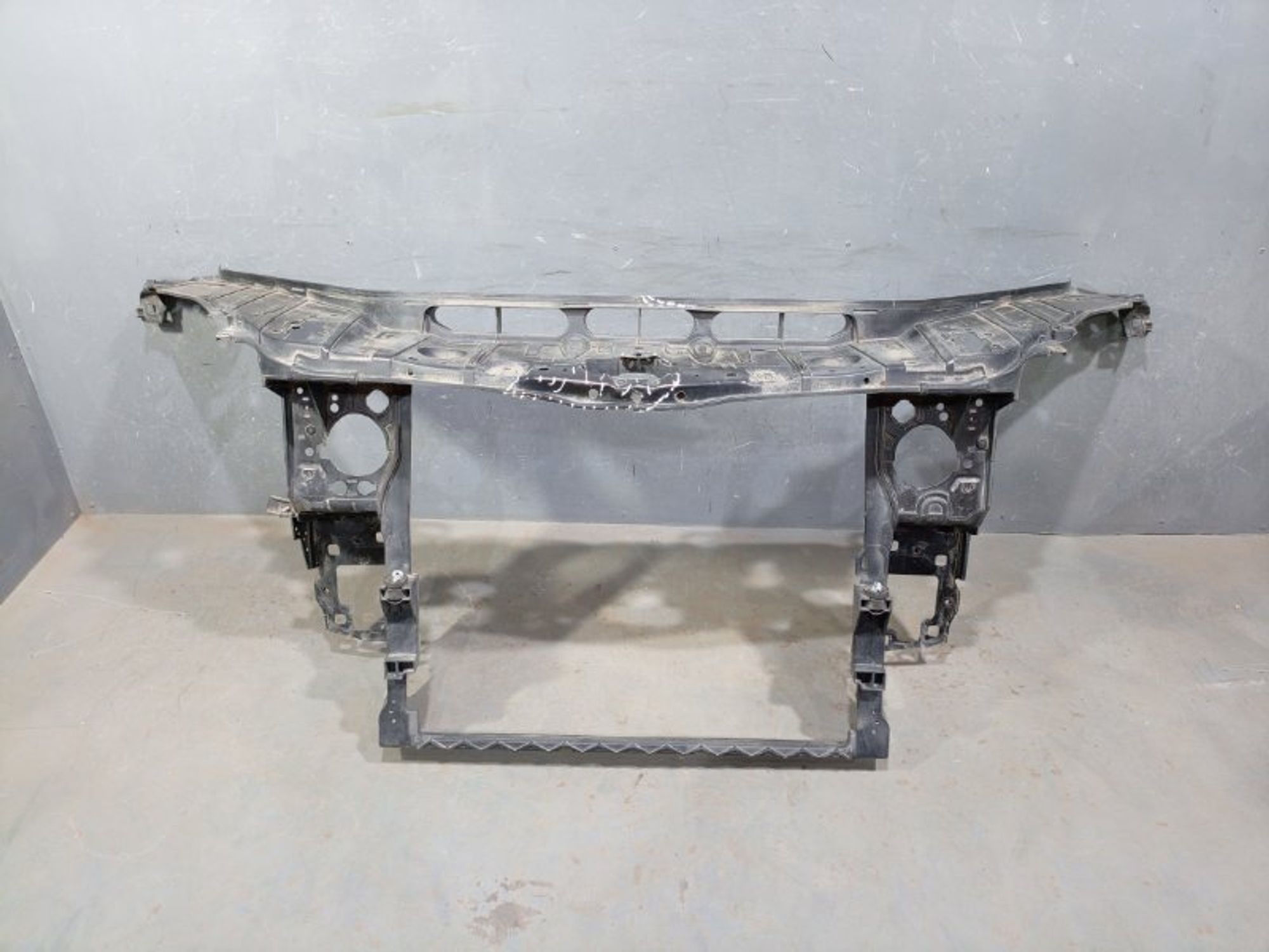 https://ycs.partsauto.market/partsauto-images/thmbs/dc0eef04b6e03176379763a38d44e994/eee2b011ce0c3533a1d962e5ed5c5cf9/aef3797fd7800fe292b77c281aaf69c6.jpg