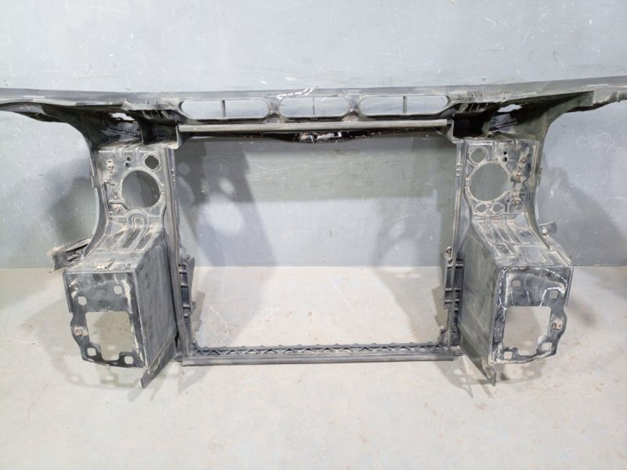 https://ycs.partsauto.market/partsauto-images/thmbs/dc0eef04b6e03176379763a38d44e994/eee2b011ce0c3533a1d962e5ed5c5cf9/bc721dba13b043166ca93282290bd175.jpg