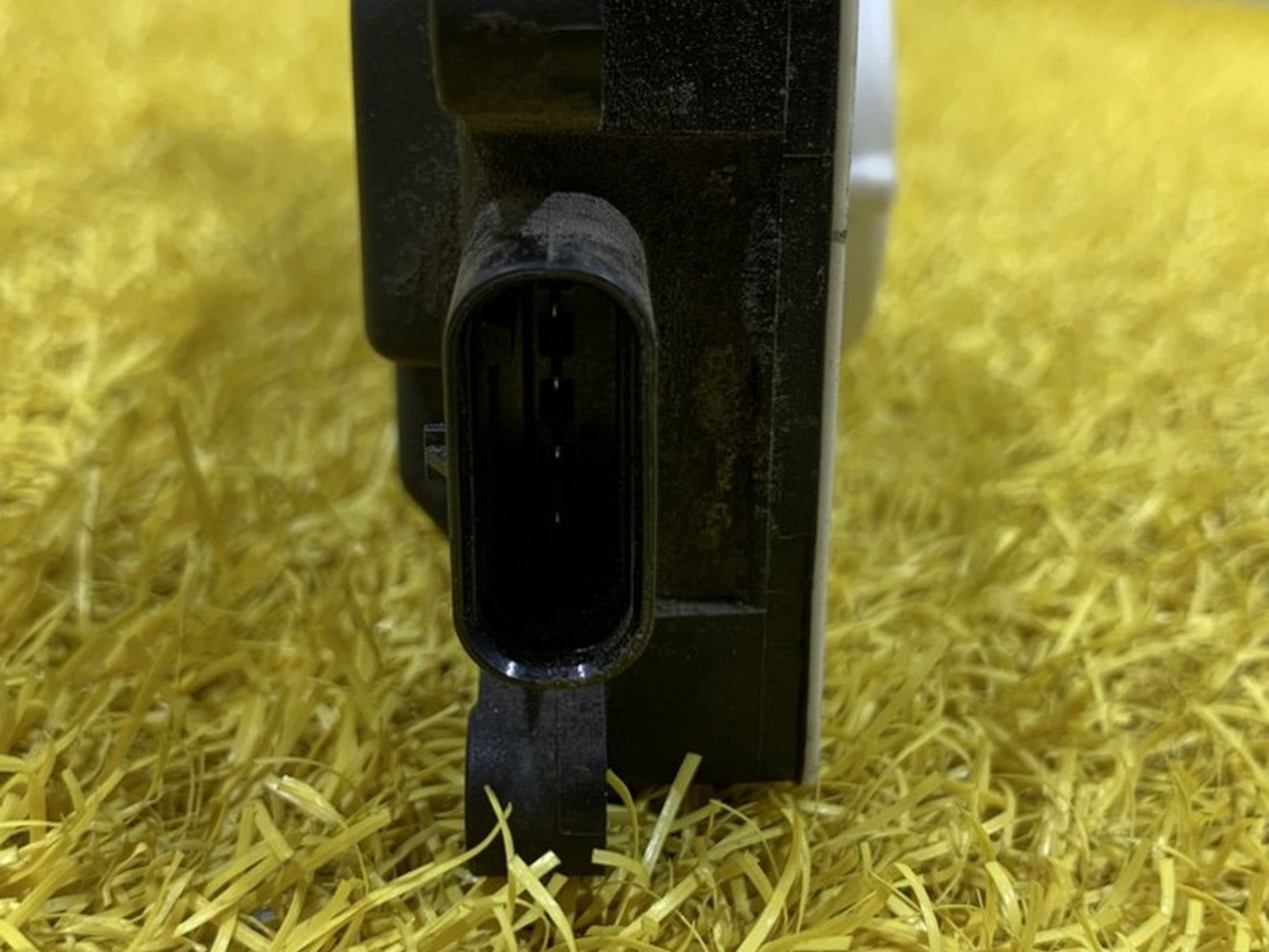 https://ycs.partsauto.market/partsauto-images/thmbs/dc0eef04b6e03176379763a38d44e994/f07ba563eb8dcb88c784a7060bec5bc8/8bdeab281ab9b323b802744f3c14e1da.jpg