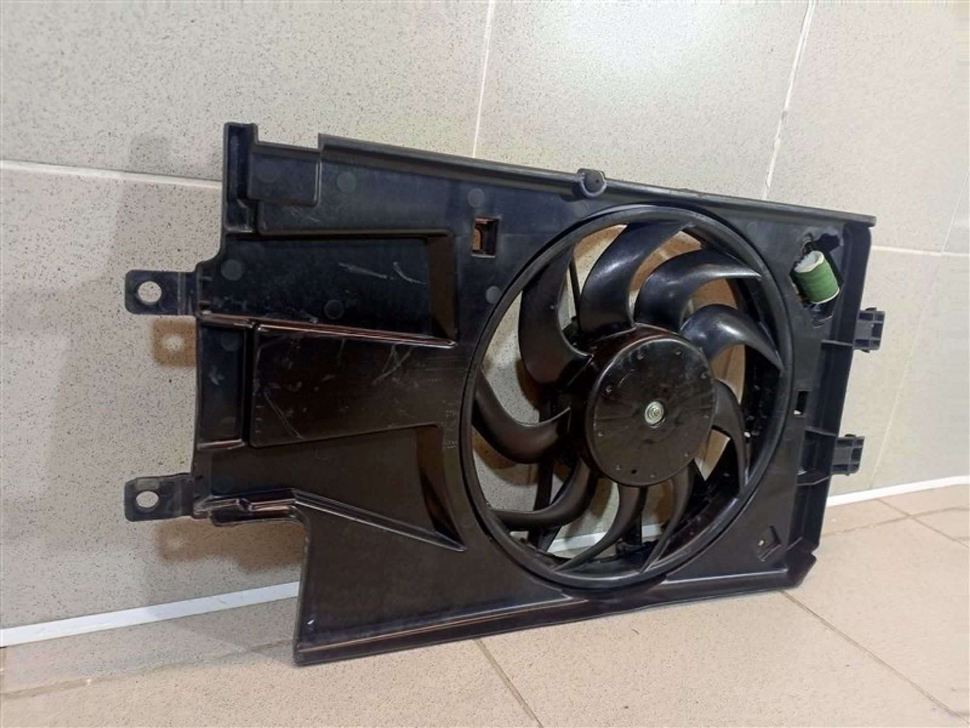 https://ycs.partsauto.market/partsauto-images/thmbs/dc0eef04b6e03176379763a38d44e994/f17808dc80ca255c209baac7124473be/0bc6370125194d850275450ac4d77e66.jpg
