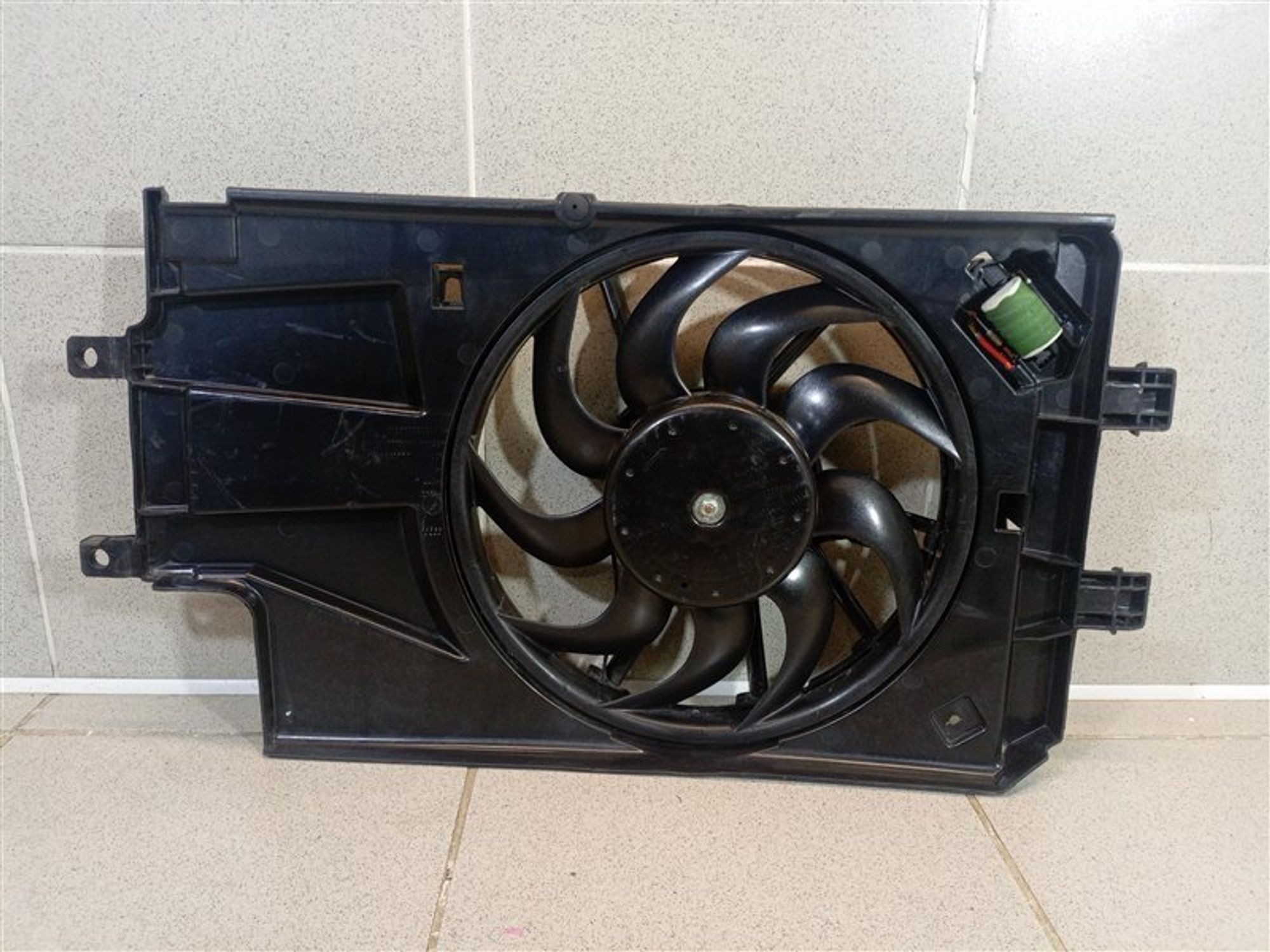https://ycs.partsauto.market/partsauto-images/thmbs/dc0eef04b6e03176379763a38d44e994/f17808dc80ca255c209baac7124473be/67ddb59031c1f6cc3ea090121a09c0d7.jpg