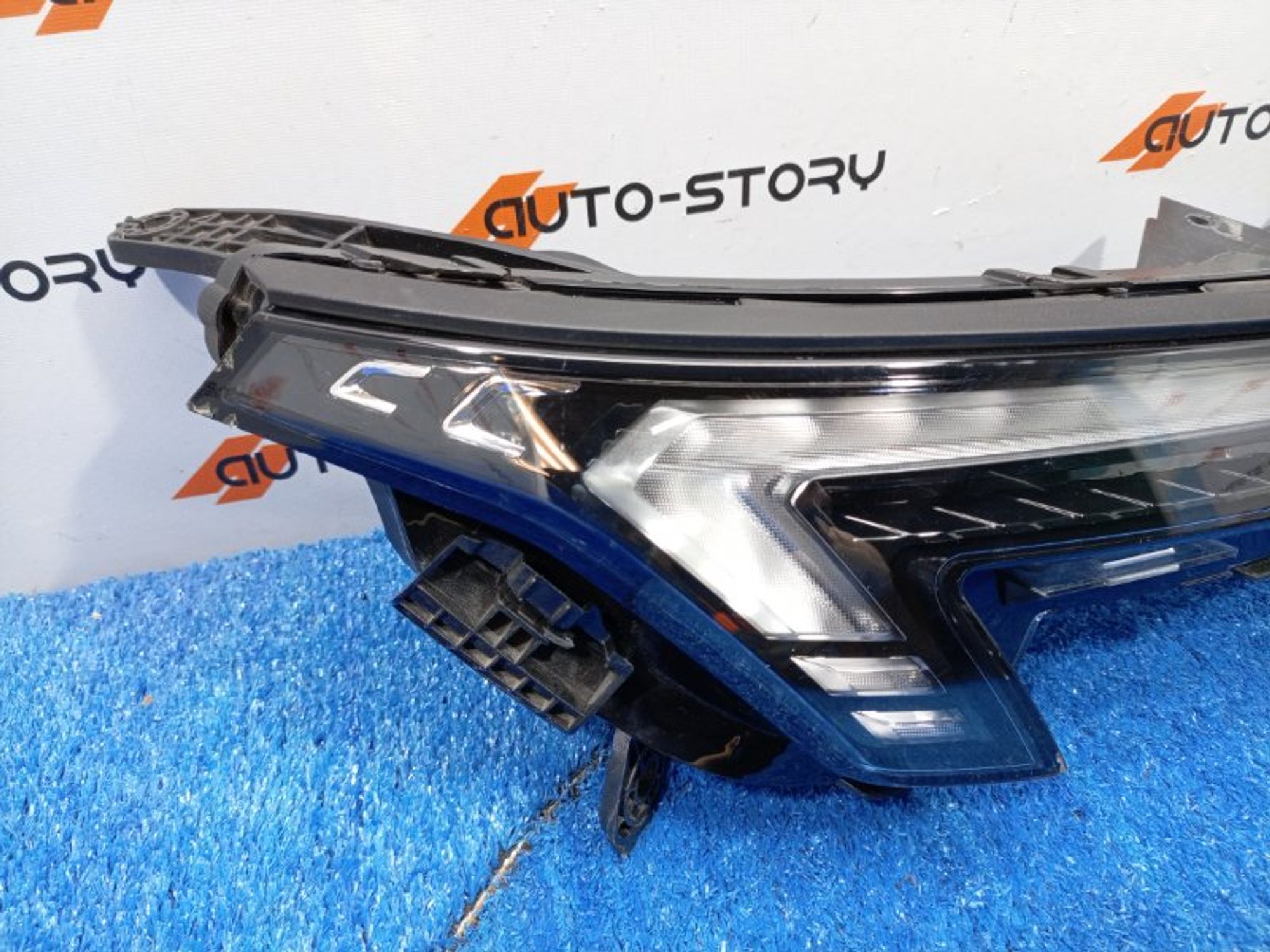 https://ycs.partsauto.market/partsauto-images/thmbs/dc0eef04b6e03176379763a38d44e994/f3fd1231964be7f66d532d86ec0e9b5b/05b61ad5813cf2bc38a193b23eede259.jpg