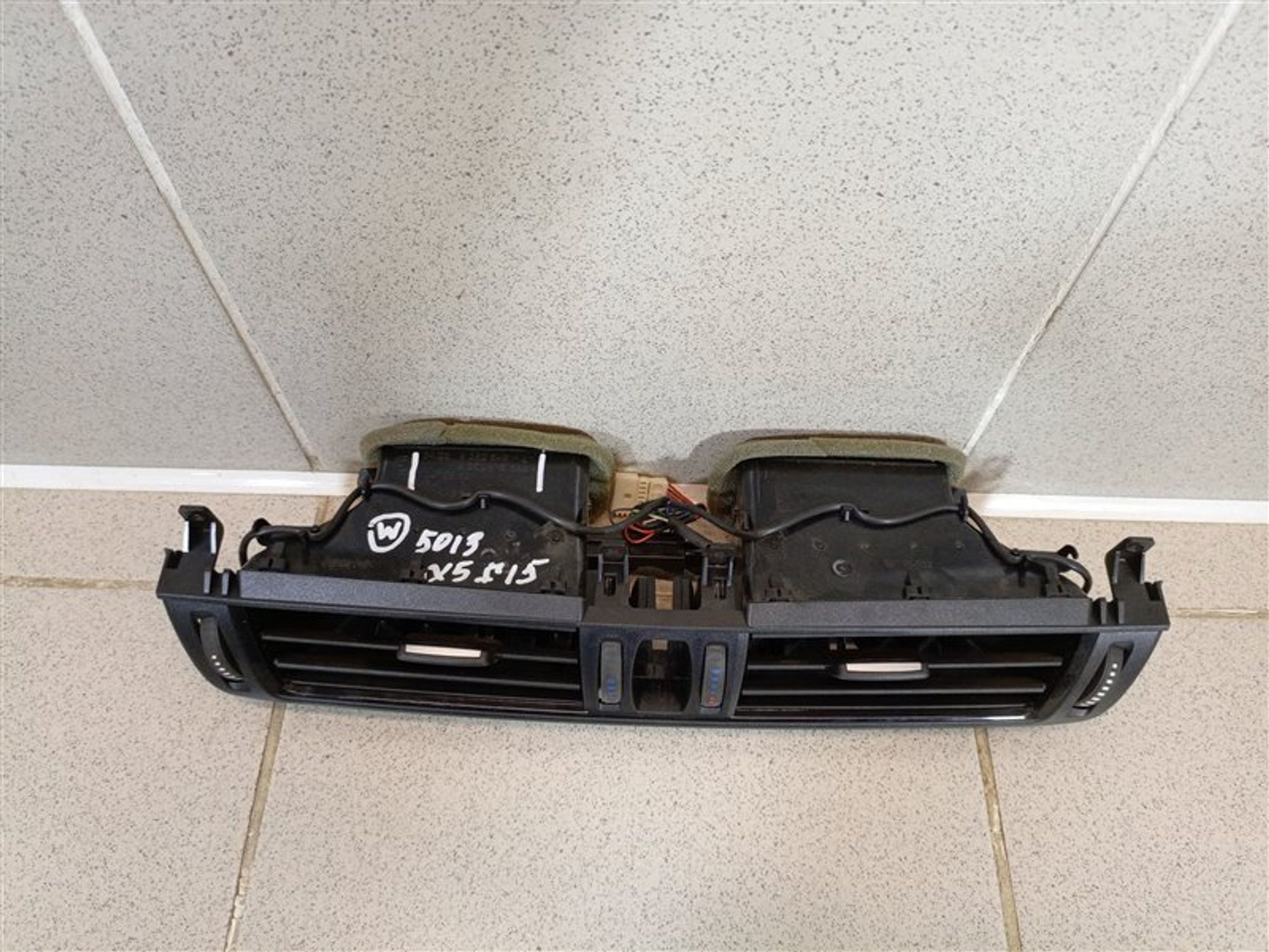 https://ycs.partsauto.market/partsauto-images/thmbs/dc0eef04b6e03176379763a38d44e994/f73dfe0b7e71c42be6becf3695d3e850/0b9fc62895f25b64eb3ecd39fc23c17b.jpg