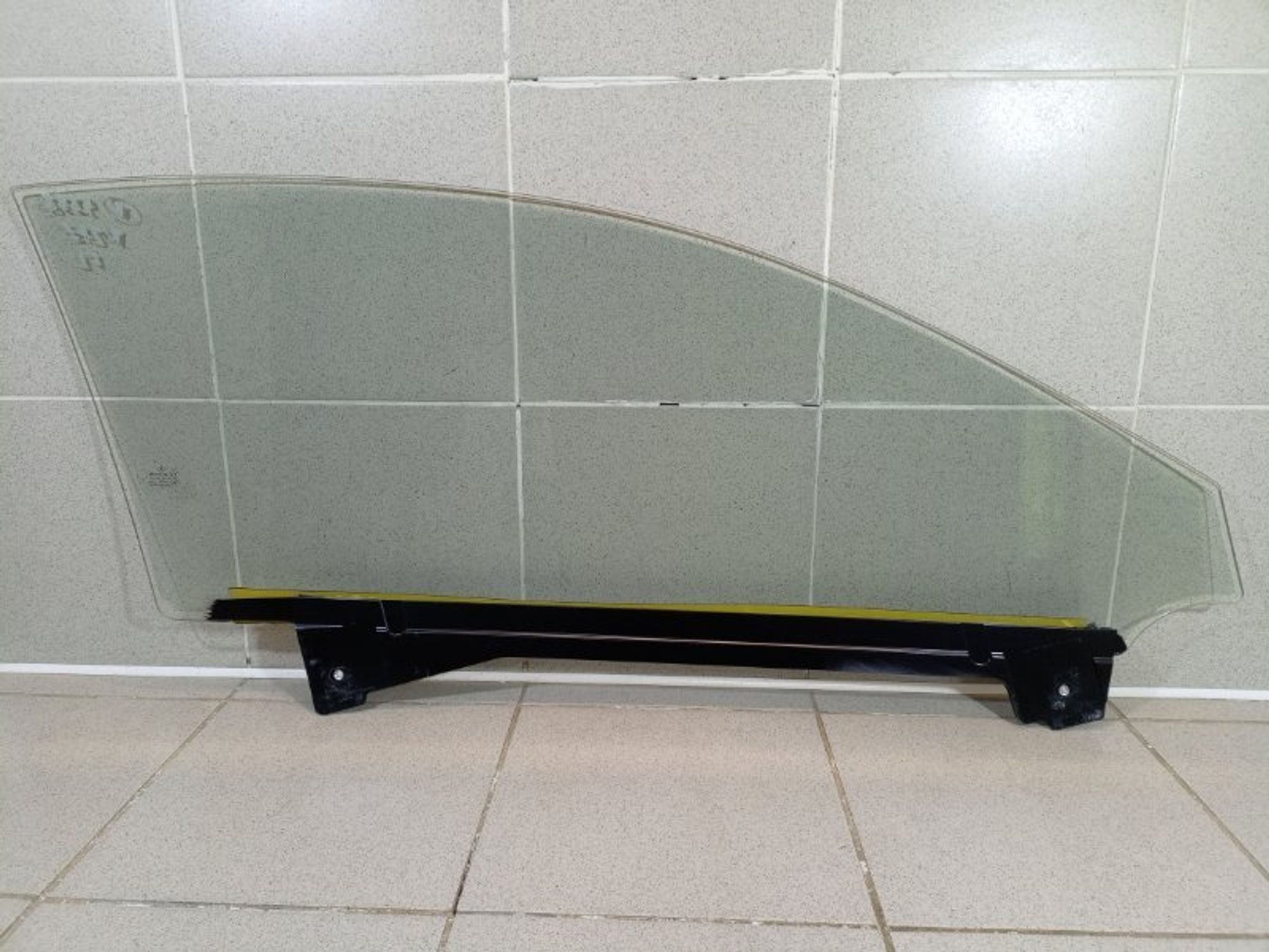 https://ycs.partsauto.market/partsauto-images/thmbs/dc0eef04b6e03176379763a38d44e994/fa2b1be78fe4e6bbded8875ed4605276/fa61a120340dbac3ada3d323c1fc32be.jpg