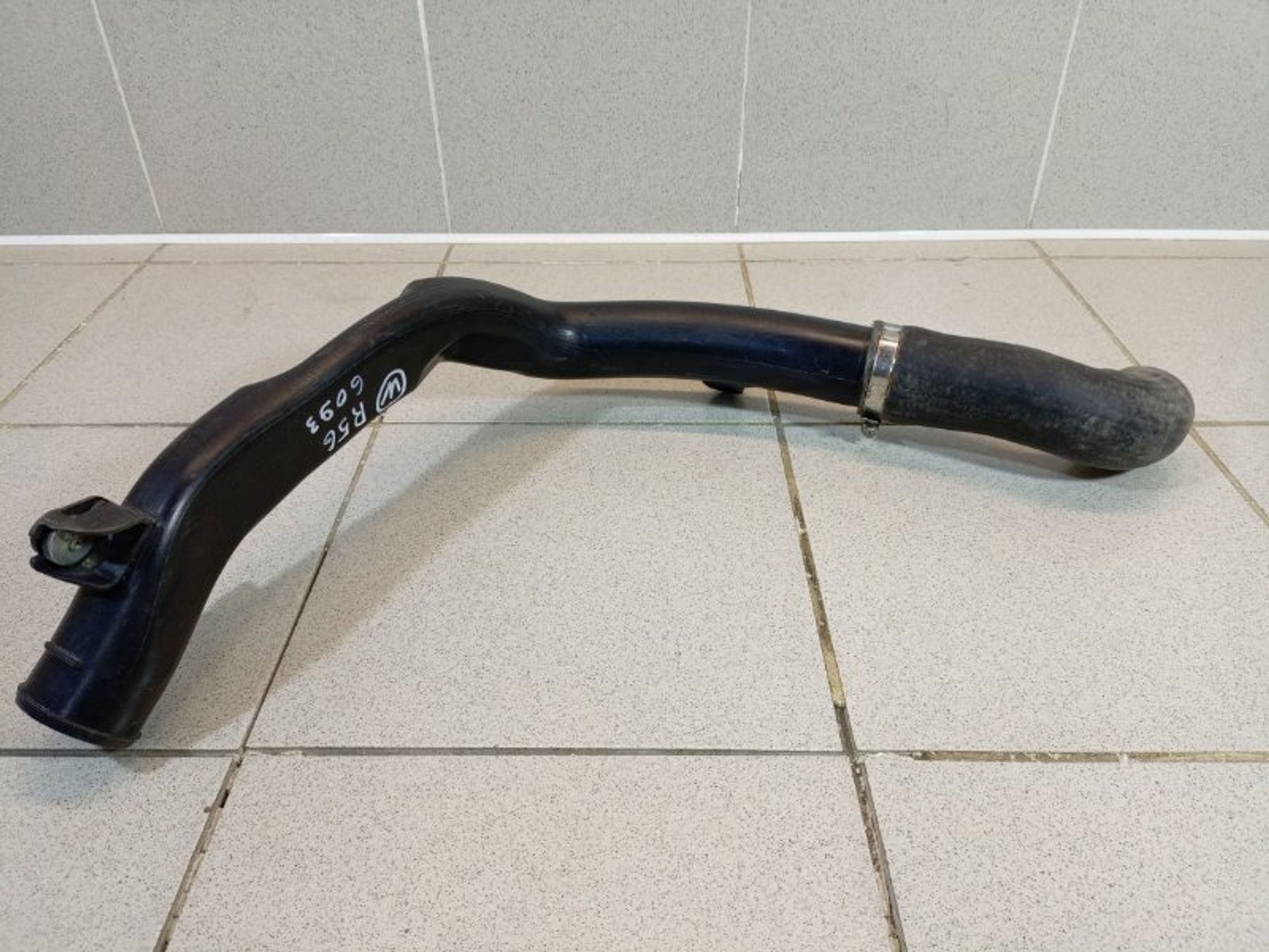 https://ycs.partsauto.market/partsauto-images/thmbs/dc0eef04b6e03176379763a38d44e994/fa5d9e96681d92010b1c2a1c408755a6/85cbc69b7933ad053387e4724723914c.jpg