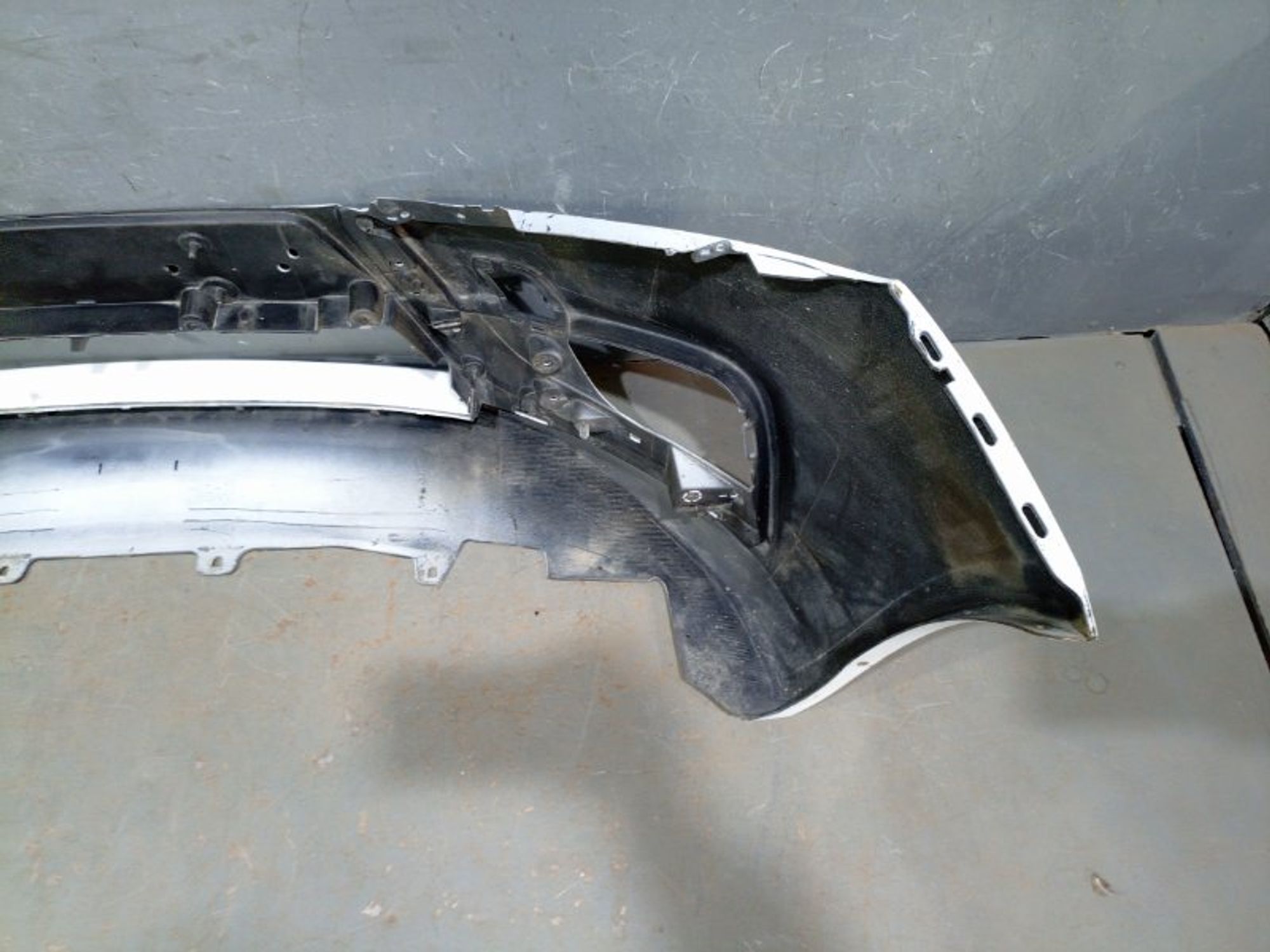 https://ycs.partsauto.market/partsauto-images/thmbs/dc0eef04b6e03176379763a38d44e994/fffa1f1feb1f0df31b52780f1c434bfa/000483da83599a4ea0e04f5770fbe52f.jpg