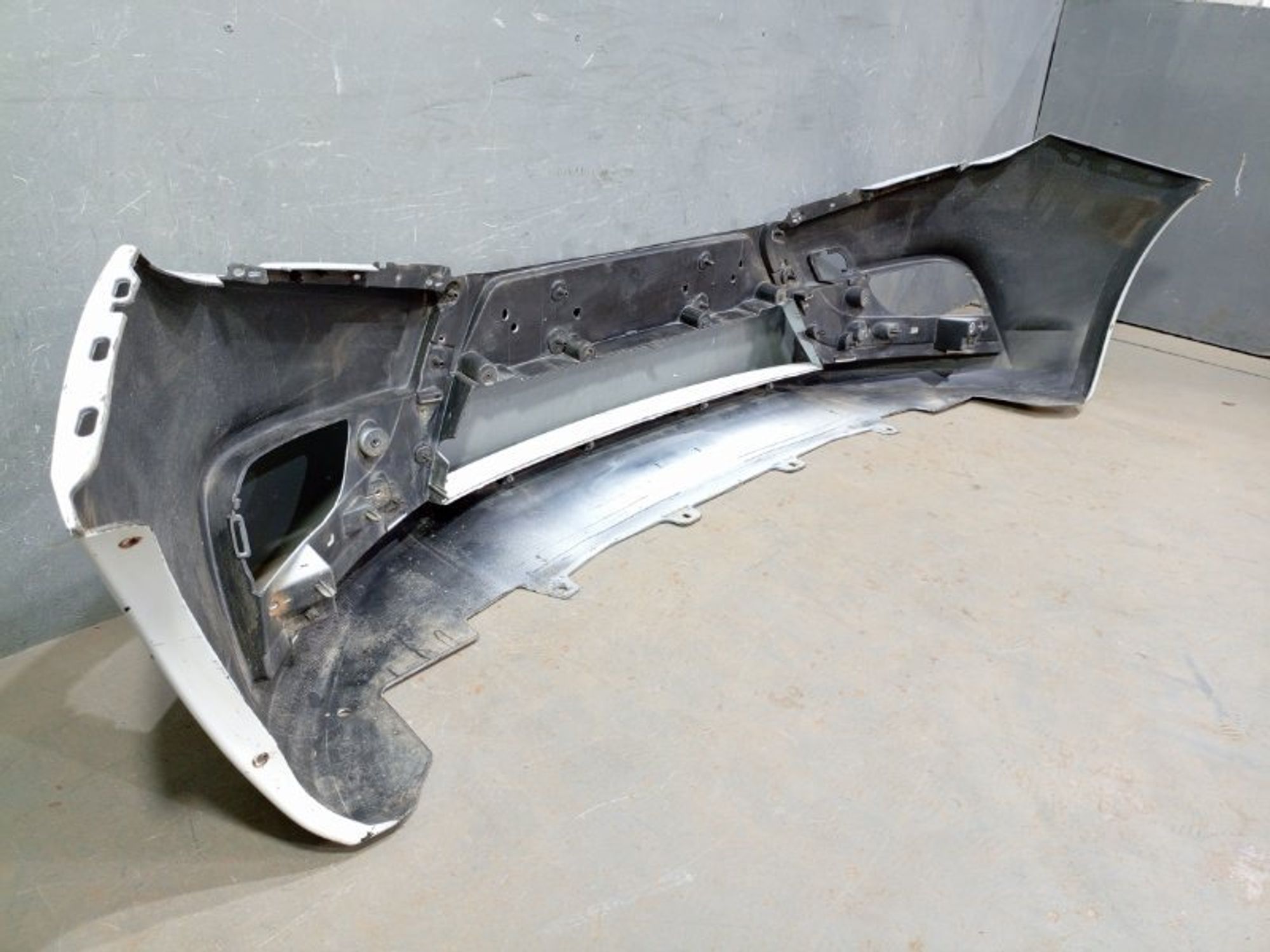 https://ycs.partsauto.market/partsauto-images/thmbs/dc0eef04b6e03176379763a38d44e994/fffa1f1feb1f0df31b52780f1c434bfa/d4144a1609f802885317382681d22c4e.jpg