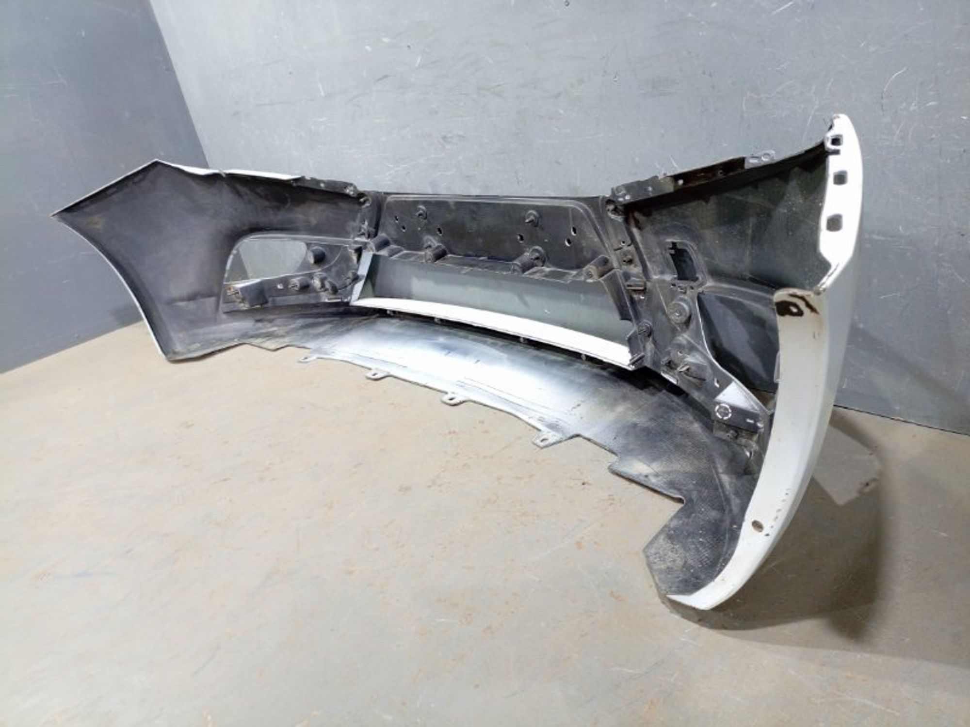 https://ycs.partsauto.market/partsauto-images/thmbs/dc0eef04b6e03176379763a38d44e994/fffa1f1feb1f0df31b52780f1c434bfa/e8b3fc56955c839e7a06d31fdbf39b9c.jpg
