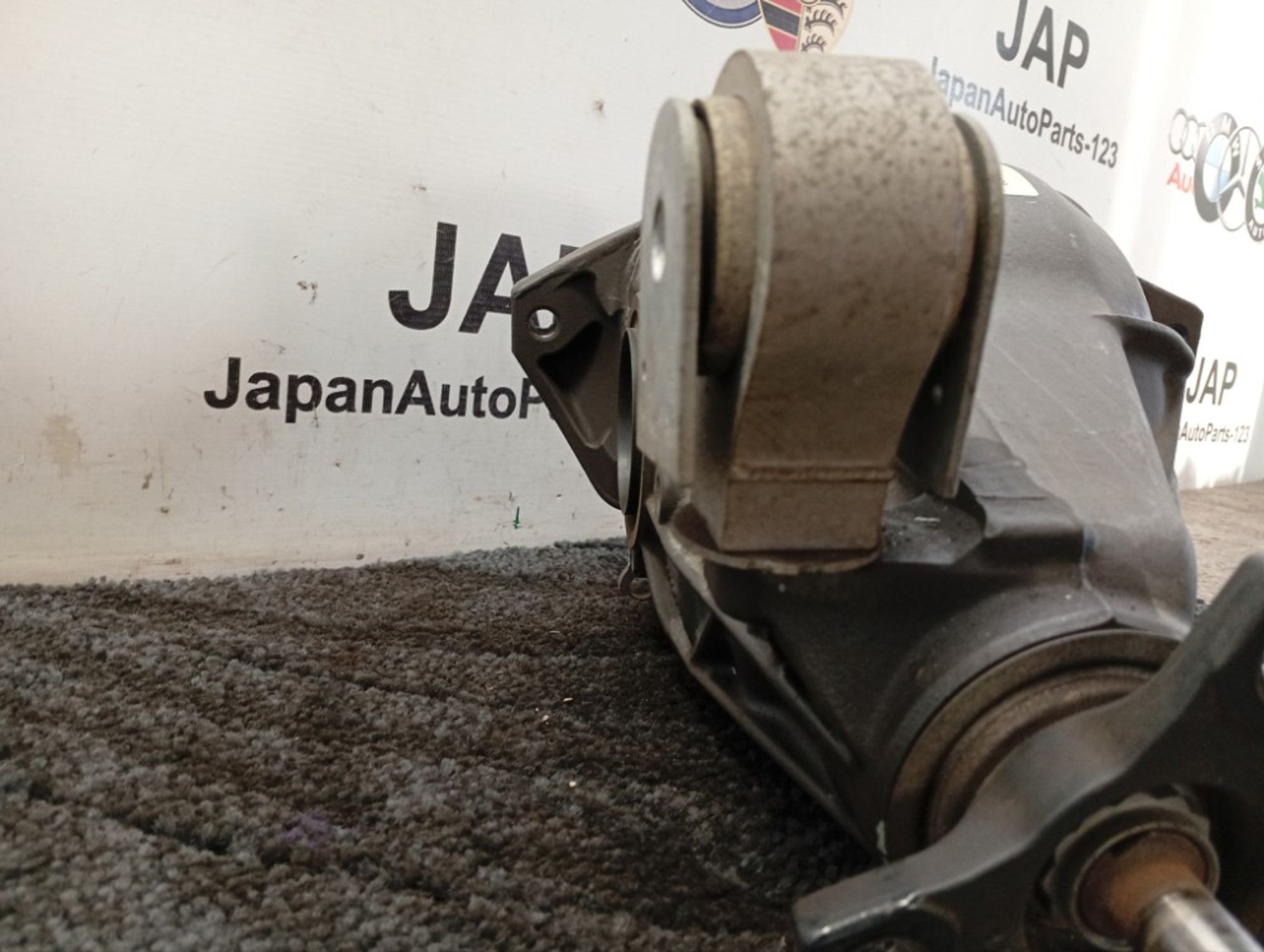 https://ycs.partsauto.market/partsauto-images/thmbs/dcfd8473e890d2b83921b2200c93d598/db0f12a1598923f9b0eab3c3ec365b93/1e6357db8c8837903ff37daf416fa742.jpg