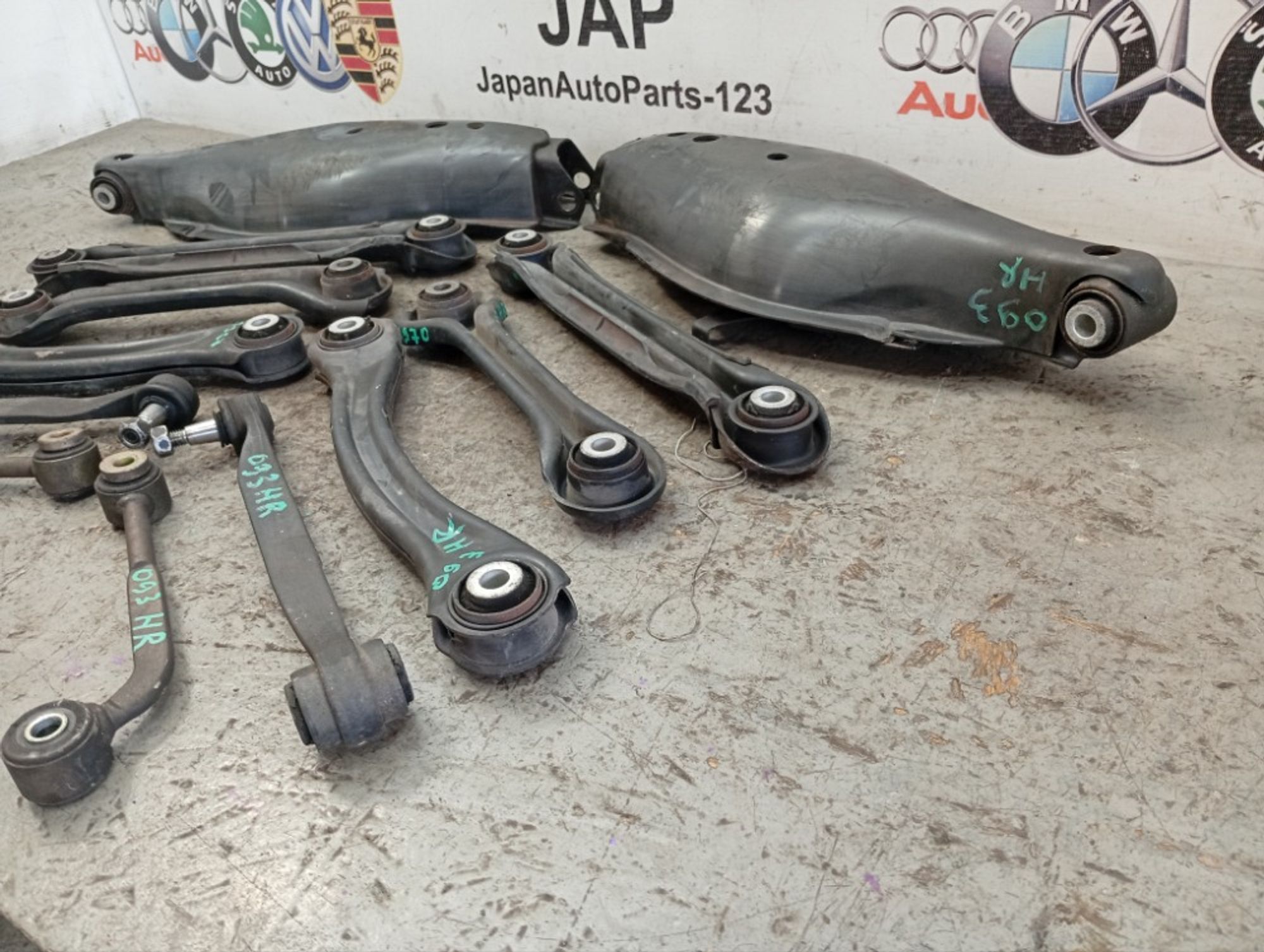 https://ycs.partsauto.market/partsauto-images/thmbs/dcfd8473e890d2b83921b2200c93d598/ed3531a860ef2e1c24ef302d8d3e0afb/4baa31be16154c6ea5ff4b0ca7895424.jpg