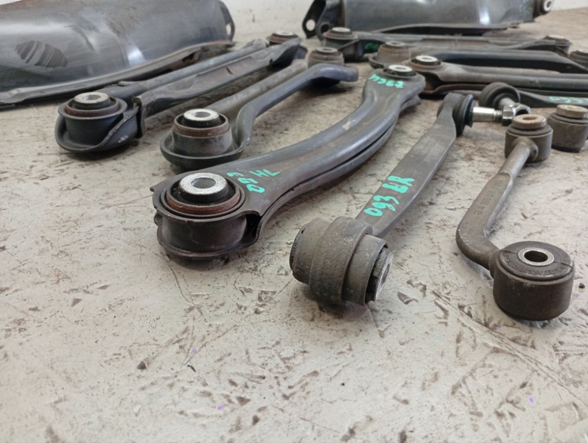 https://ycs.partsauto.market/partsauto-images/thmbs/dcfd8473e890d2b83921b2200c93d598/ed3531a860ef2e1c24ef302d8d3e0afb/f2d8aed1d2379bb45f3e73dfcf55d485.jpg