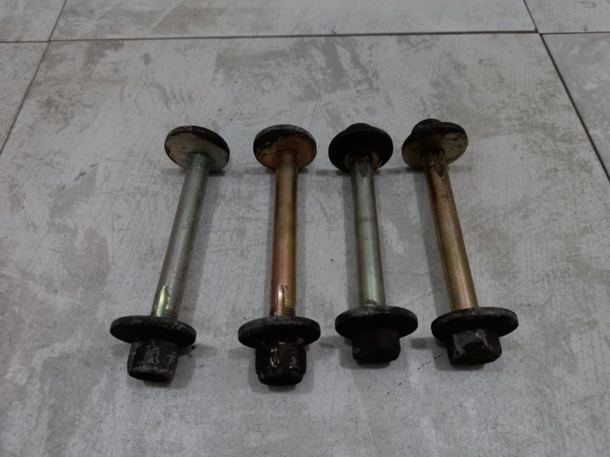 https://ycs.partsauto.market/partsauto-images/thmbs/dfe2081ca5b3f44f59a6b3e5bf328c22/205905616bb41e69e9dd7ab497f091c8/bb48df450584239d818c50b463797bcc.jpg