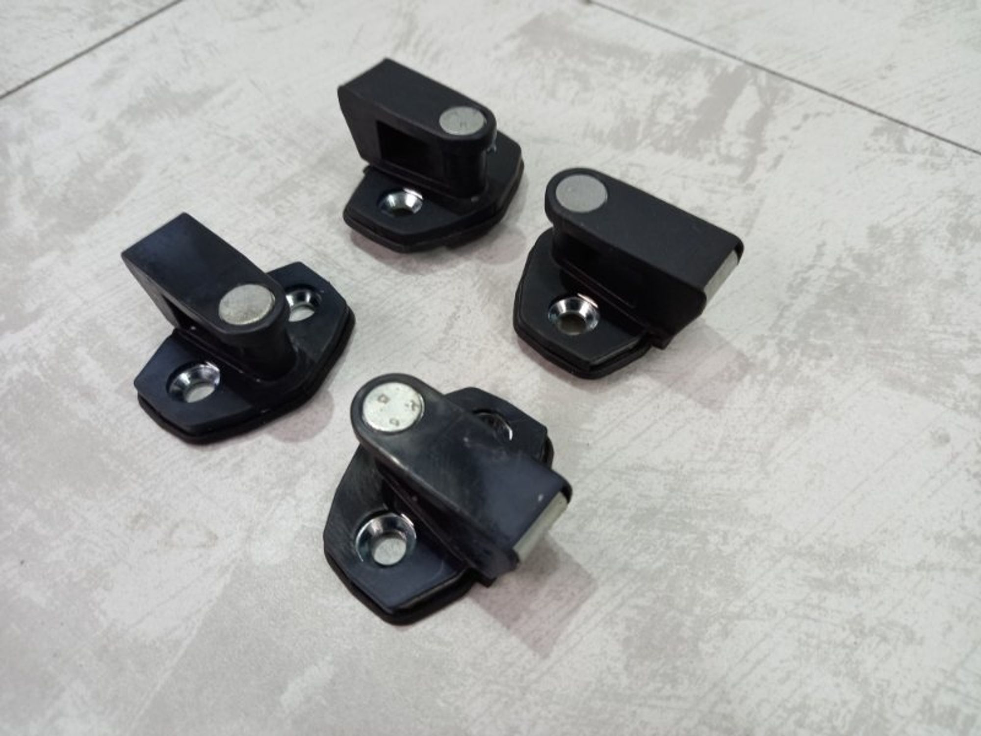 https://ycs.partsauto.market/partsauto-images/thmbs/dfe2081ca5b3f44f59a6b3e5bf328c22/83b7b54cf1fe423c72ddde2f5817d8a1/967d1dc2b55764060bcc92d729a126ba.jpg