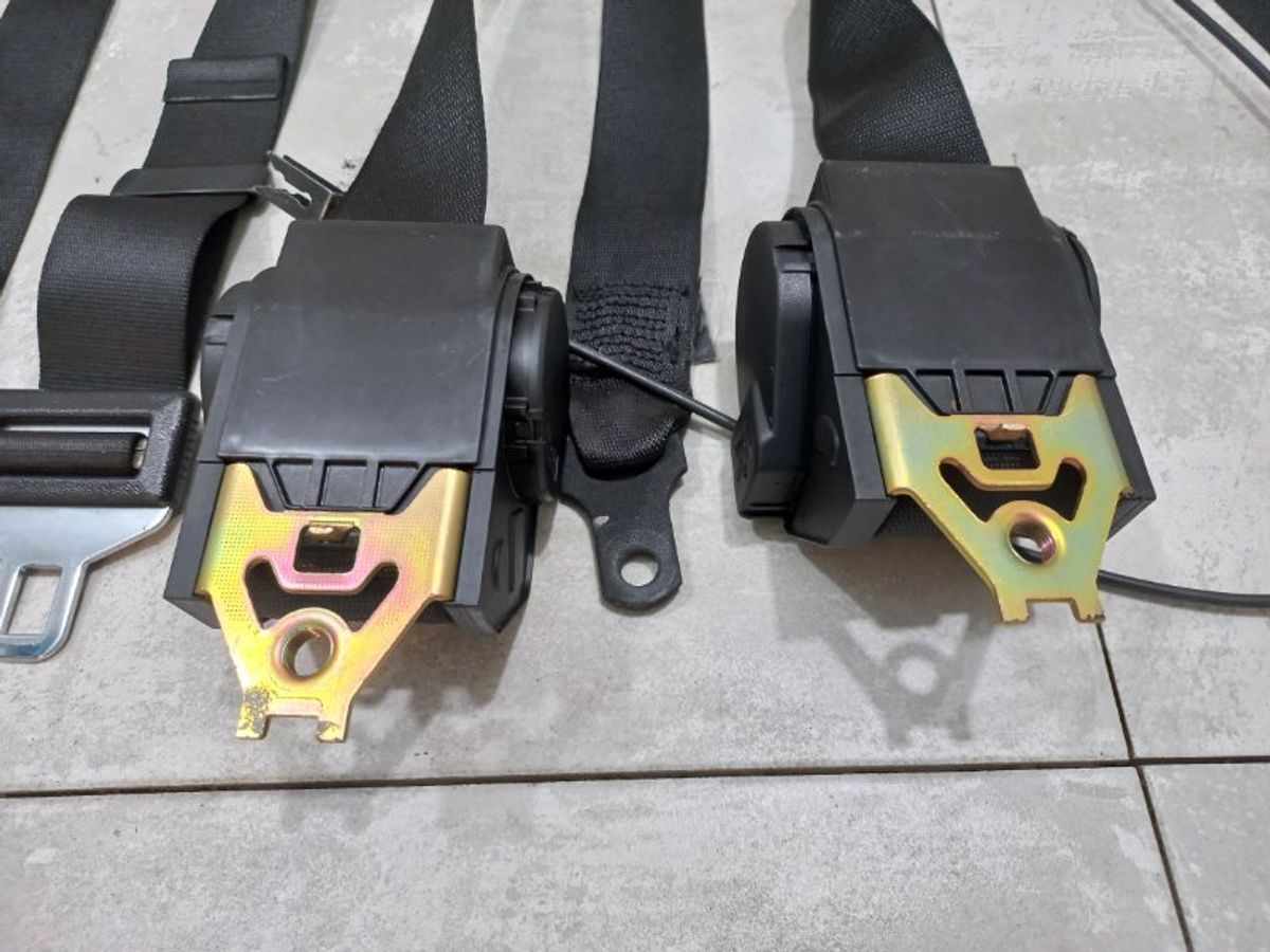 https://ycs.partsauto.market/partsauto-images/thmbs/dfe2081ca5b3f44f59a6b3e5bf328c22/96279278af04d9117b44edd9e785f6c2/27e4bce72c31cc80eba13831342a96be.jpg