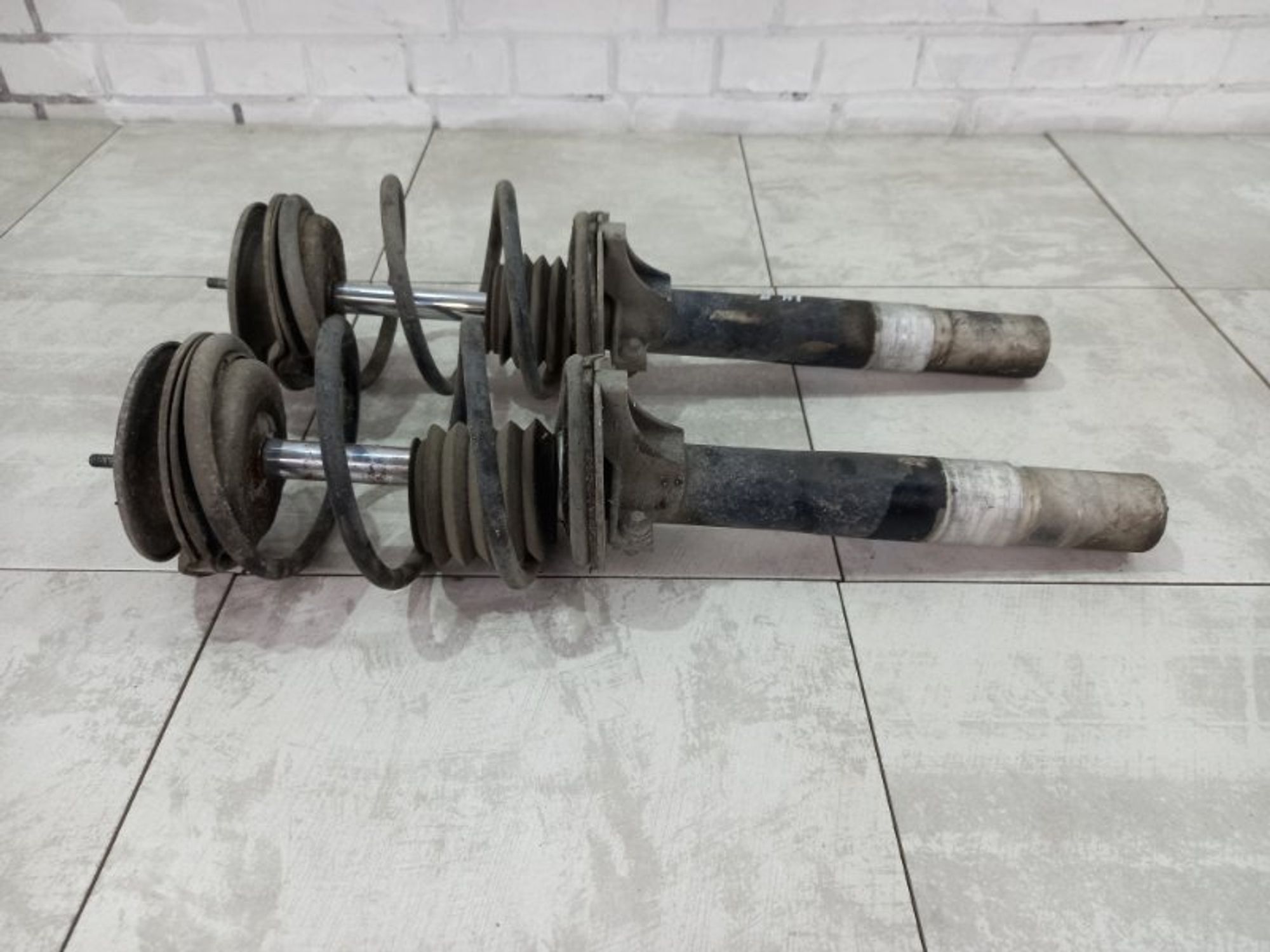 https://ycs.partsauto.market/partsauto-images/thmbs/dfe2081ca5b3f44f59a6b3e5bf328c22/a8b6c0c586d84b3a03522ede4c8372ee/6b88fdf10ea35ab3a16ee1f981780960.jpg