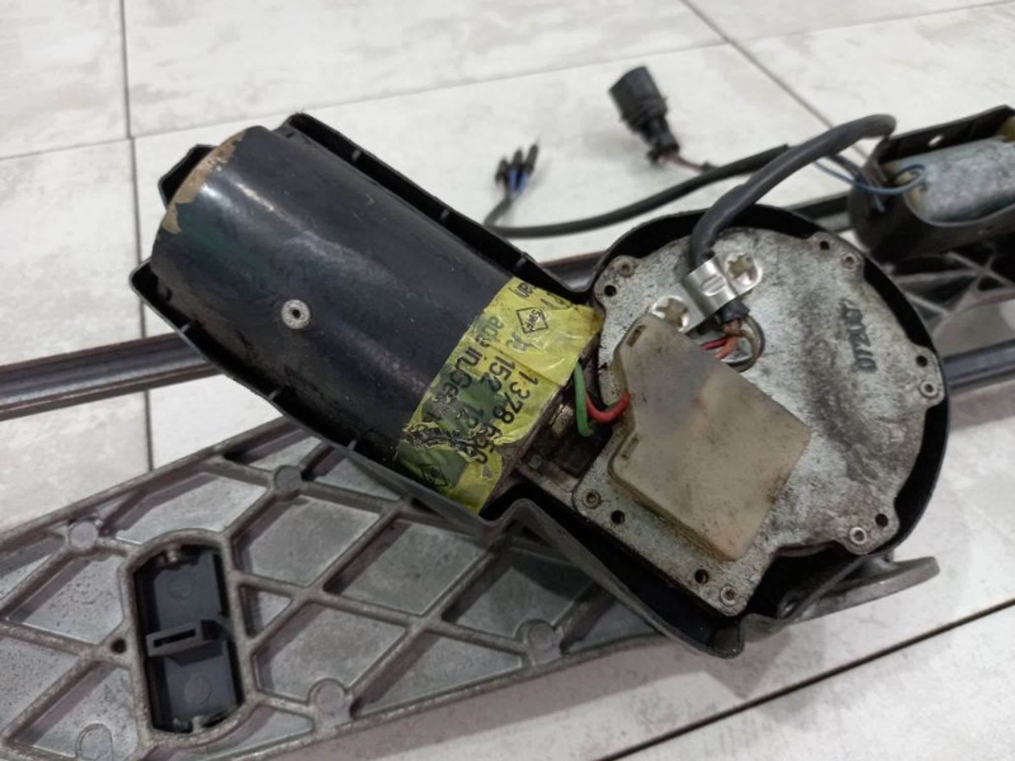 https://ycs.partsauto.market/partsauto-images/thmbs/dfe2081ca5b3f44f59a6b3e5bf328c22/c2aaf146c10a4384b0e5a5aa524c0a98/74d9362e4d6809b36e6db98096081f84.jpg