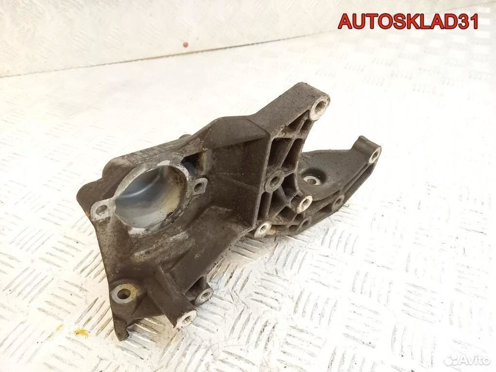 Кронштейн гидроусилителя Opel Antara 96184912, 1200 рублей, Дубовое