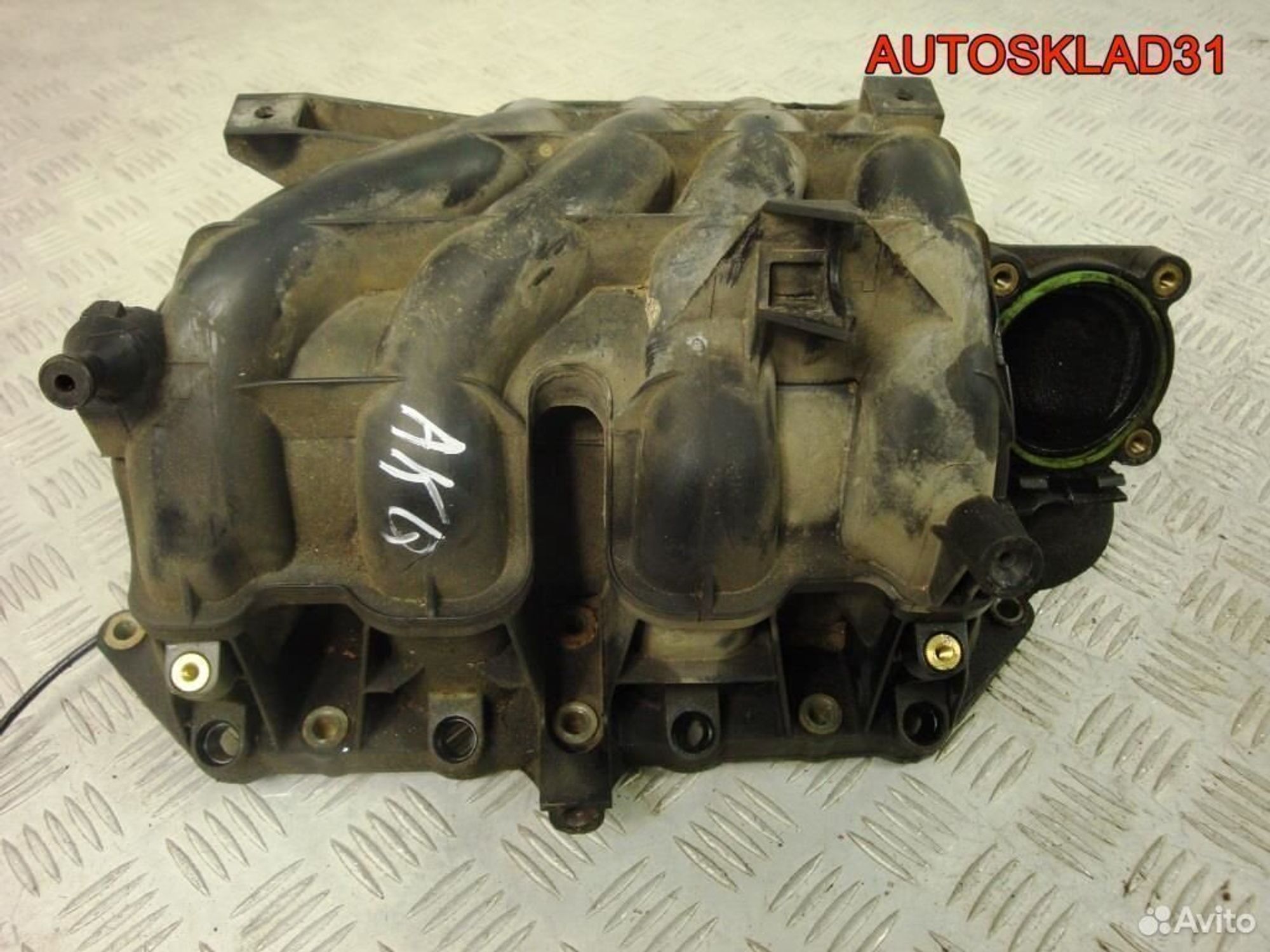 Коллектор впускной Volkswagen Golf 4 036129711AT, 2100 рублей, Дубовое